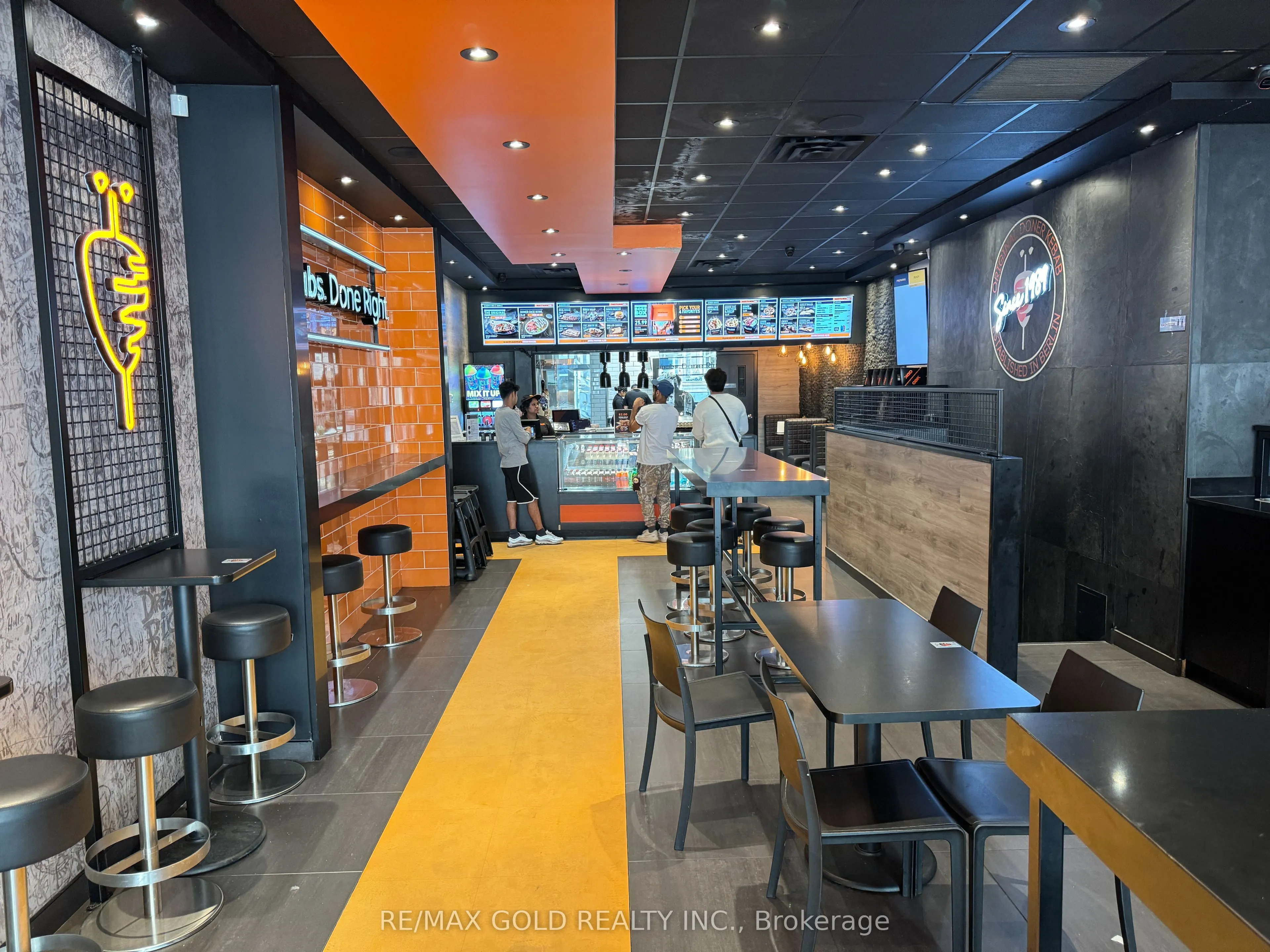 246 Queen Street W