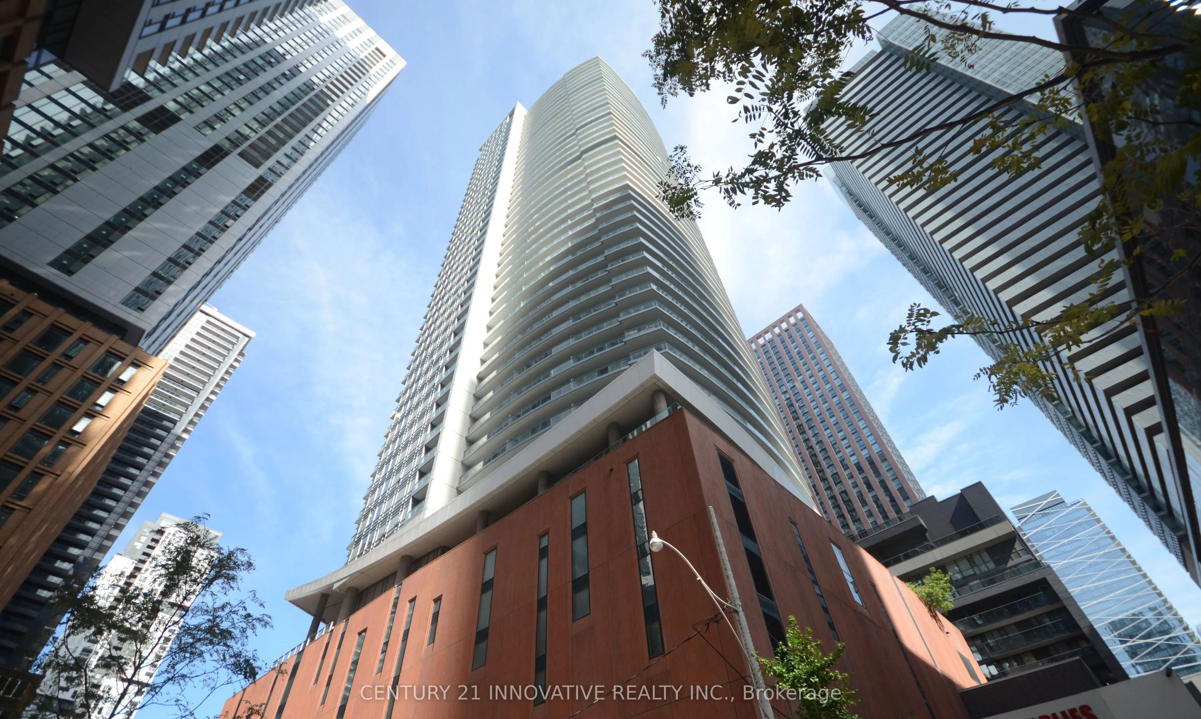 21 Widmer Street, #2109