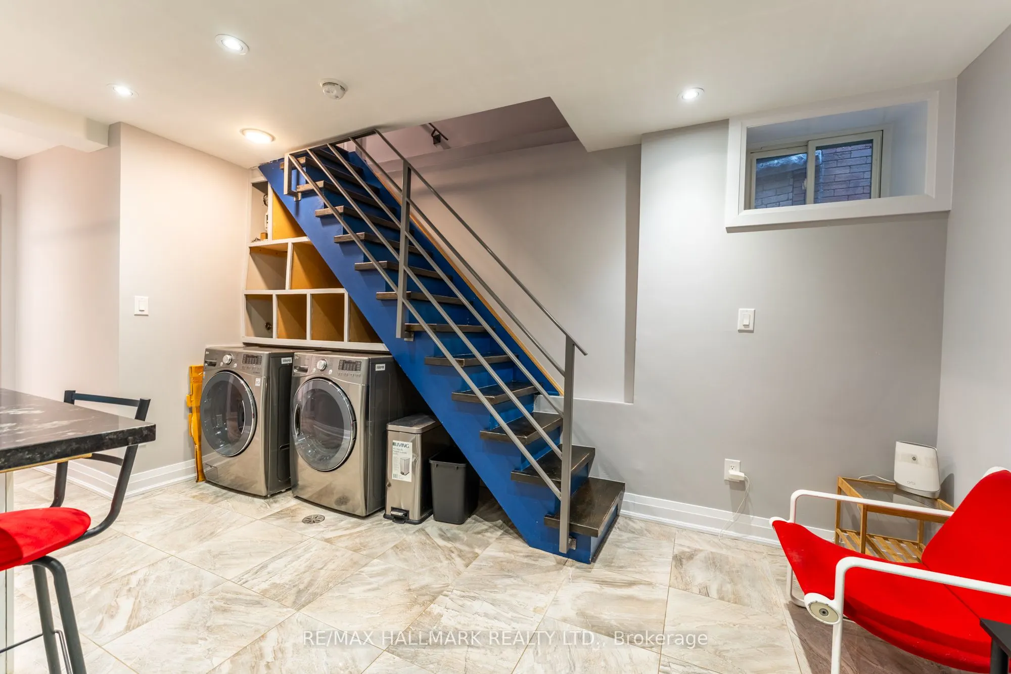 98 Winchester Street, #Lower