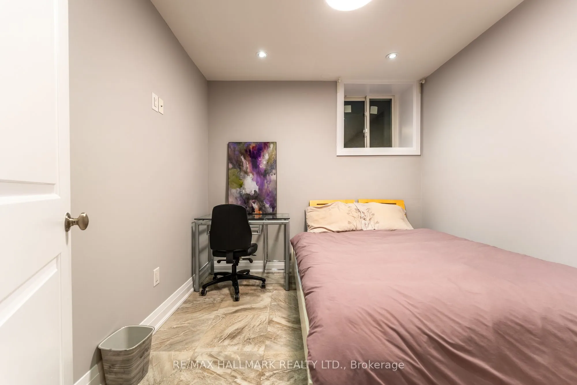 98 Winchester Street, #Lower