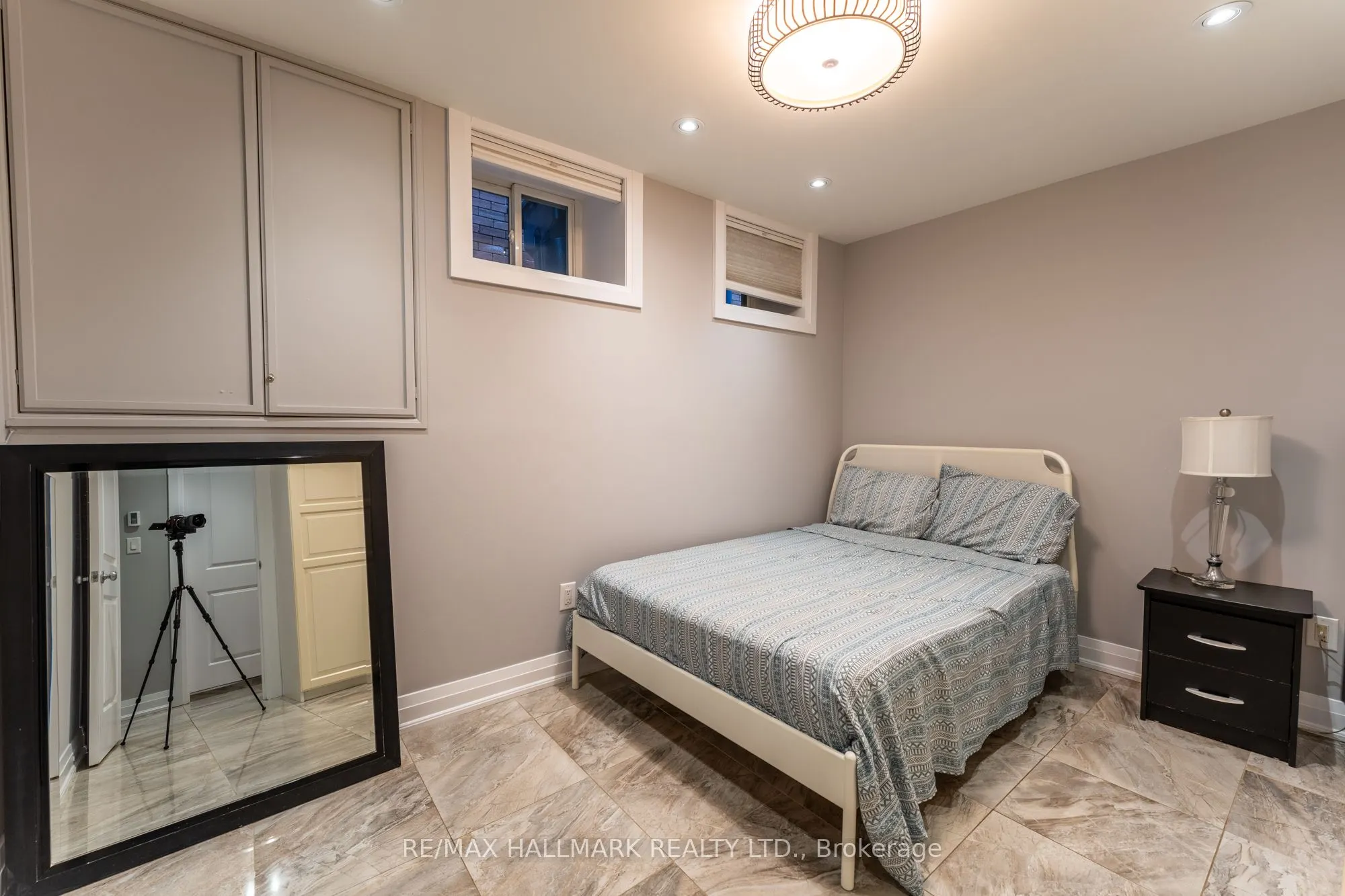 98 Winchester Street, #Lower