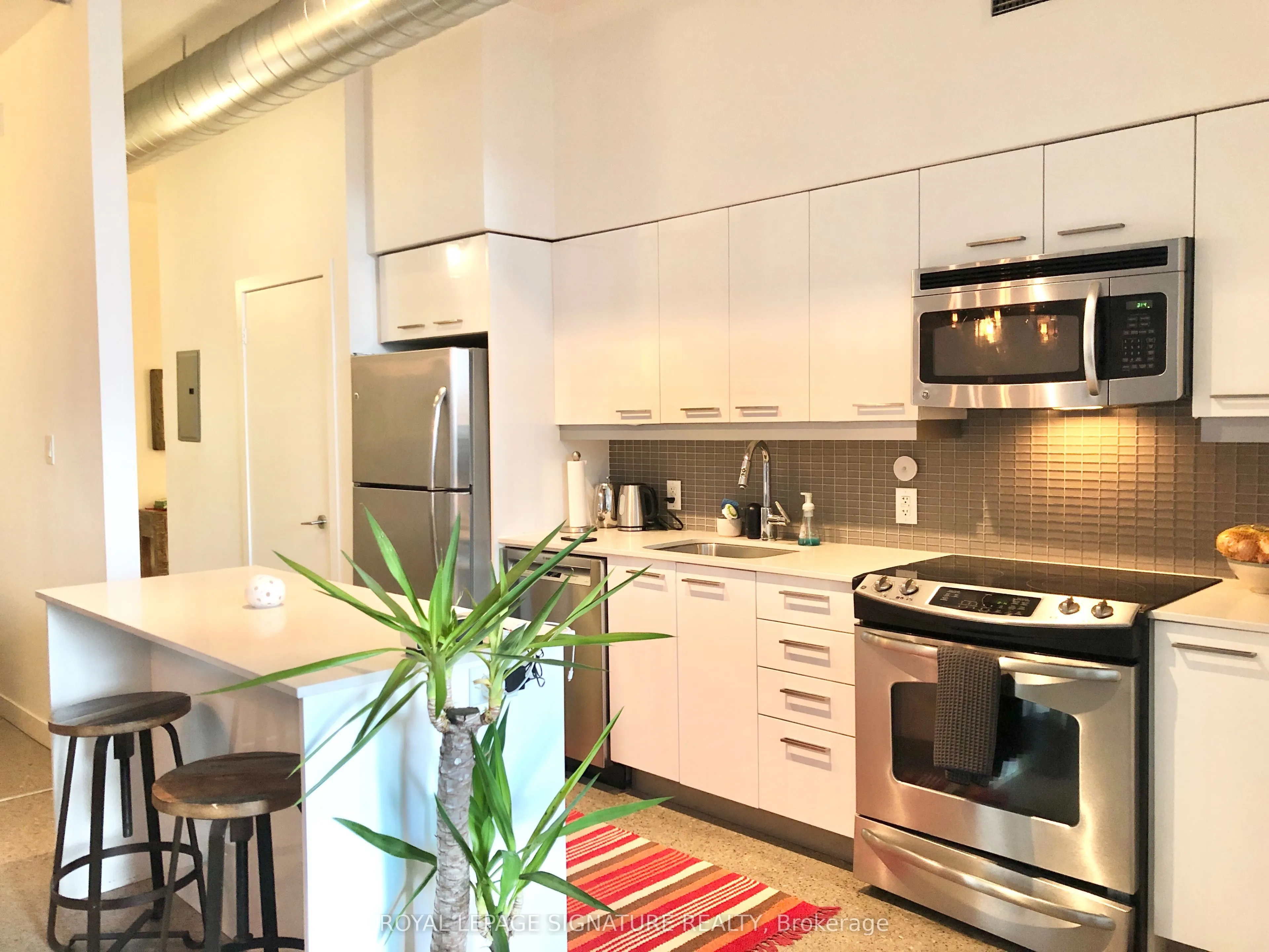 510 King Street E, #412