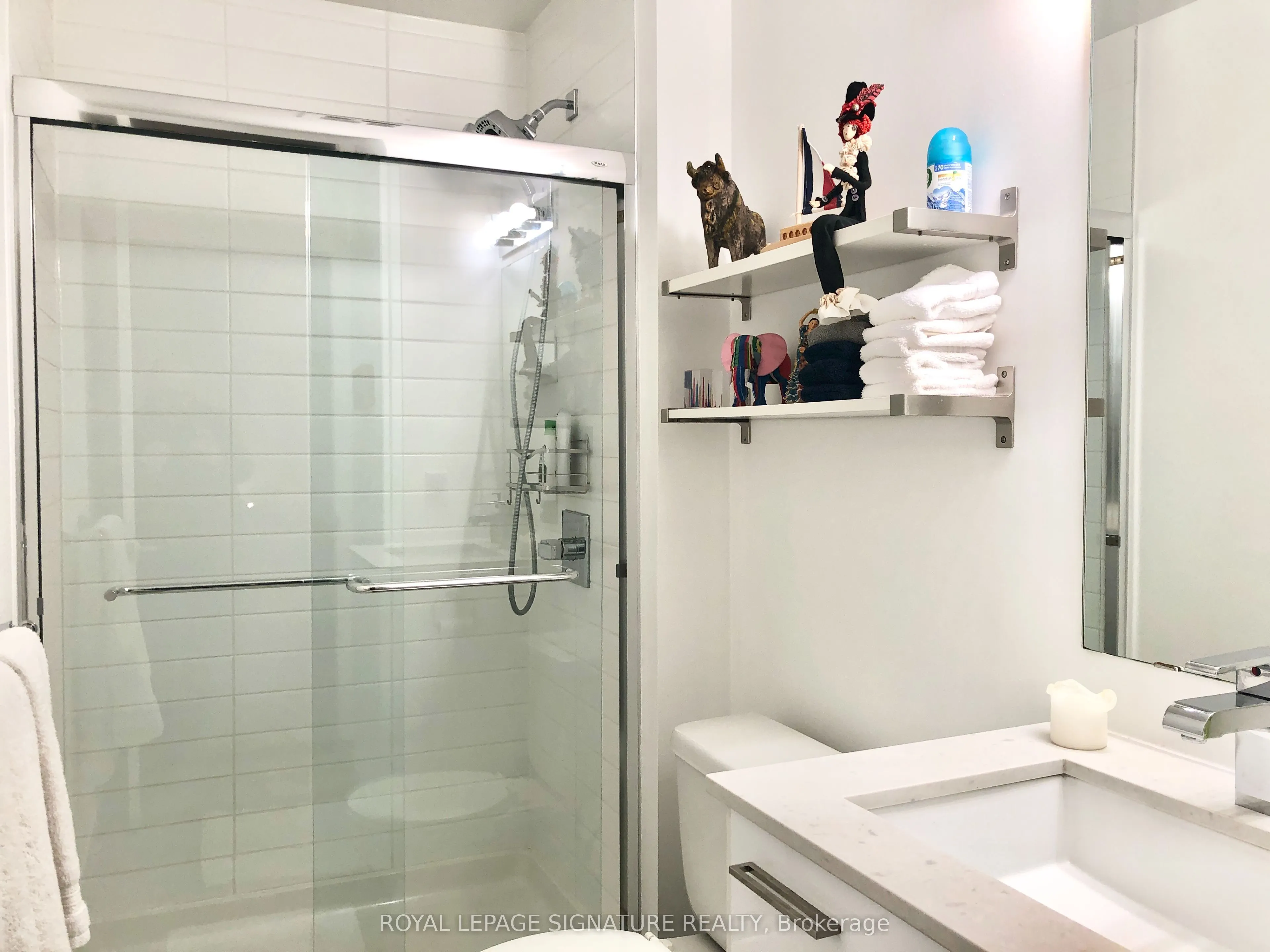 510 King Street E, #412