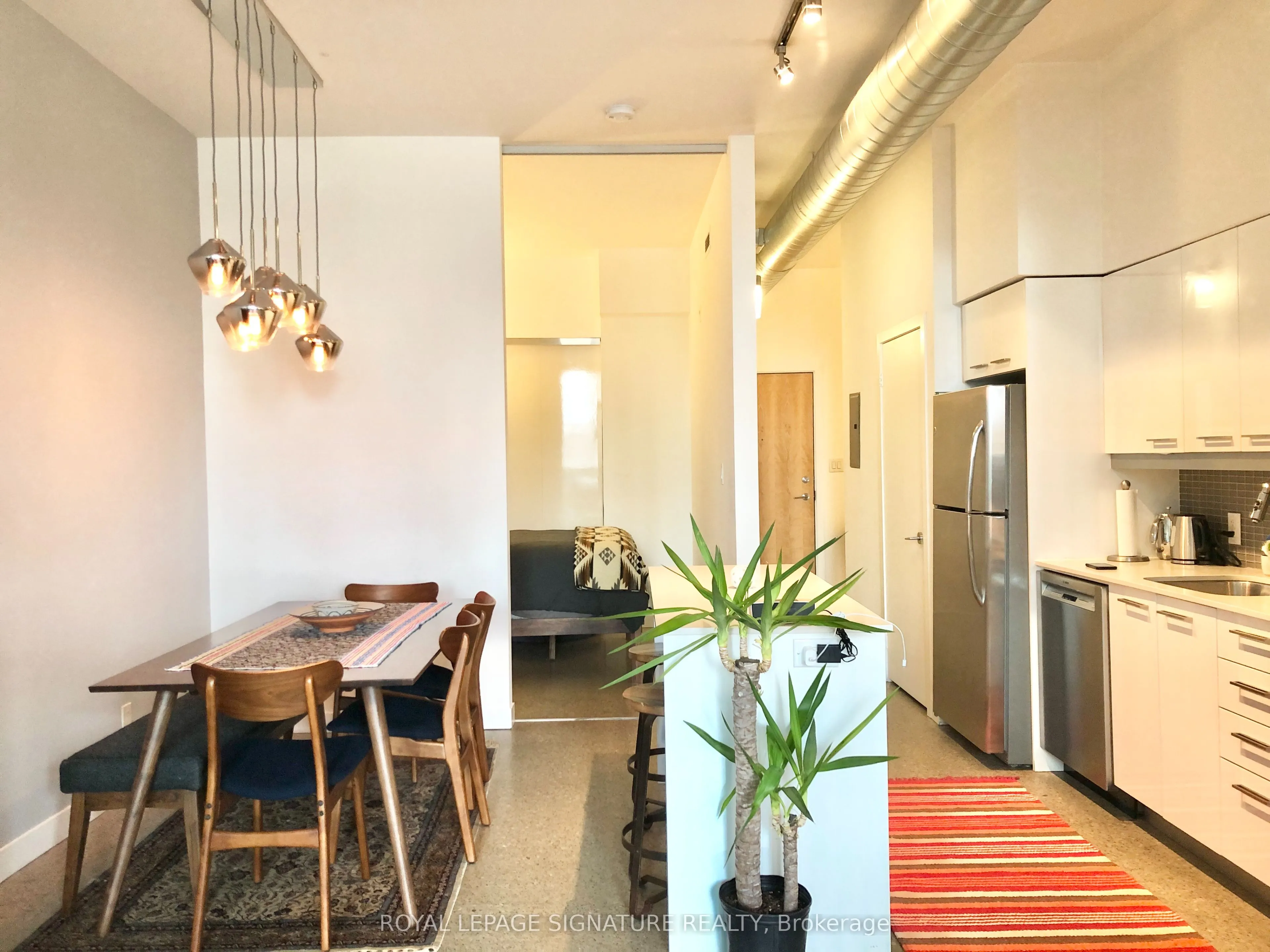 510 King Street E, #412
