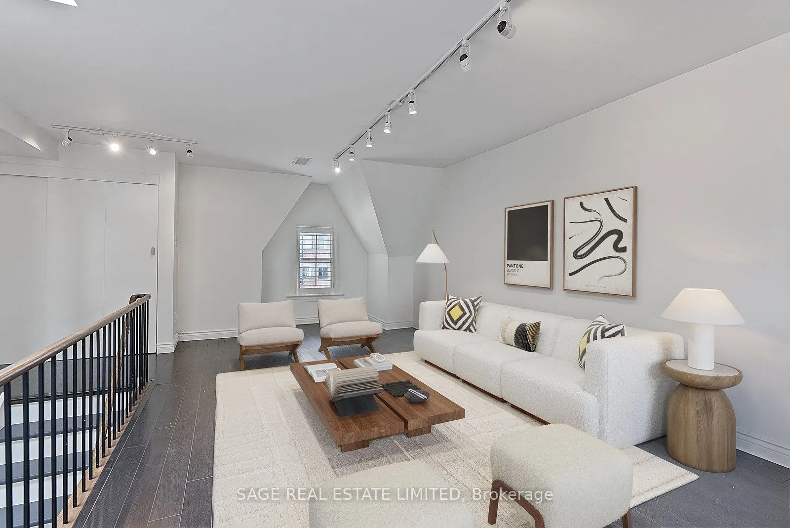 184 Davenport Road, #3rd Fl
