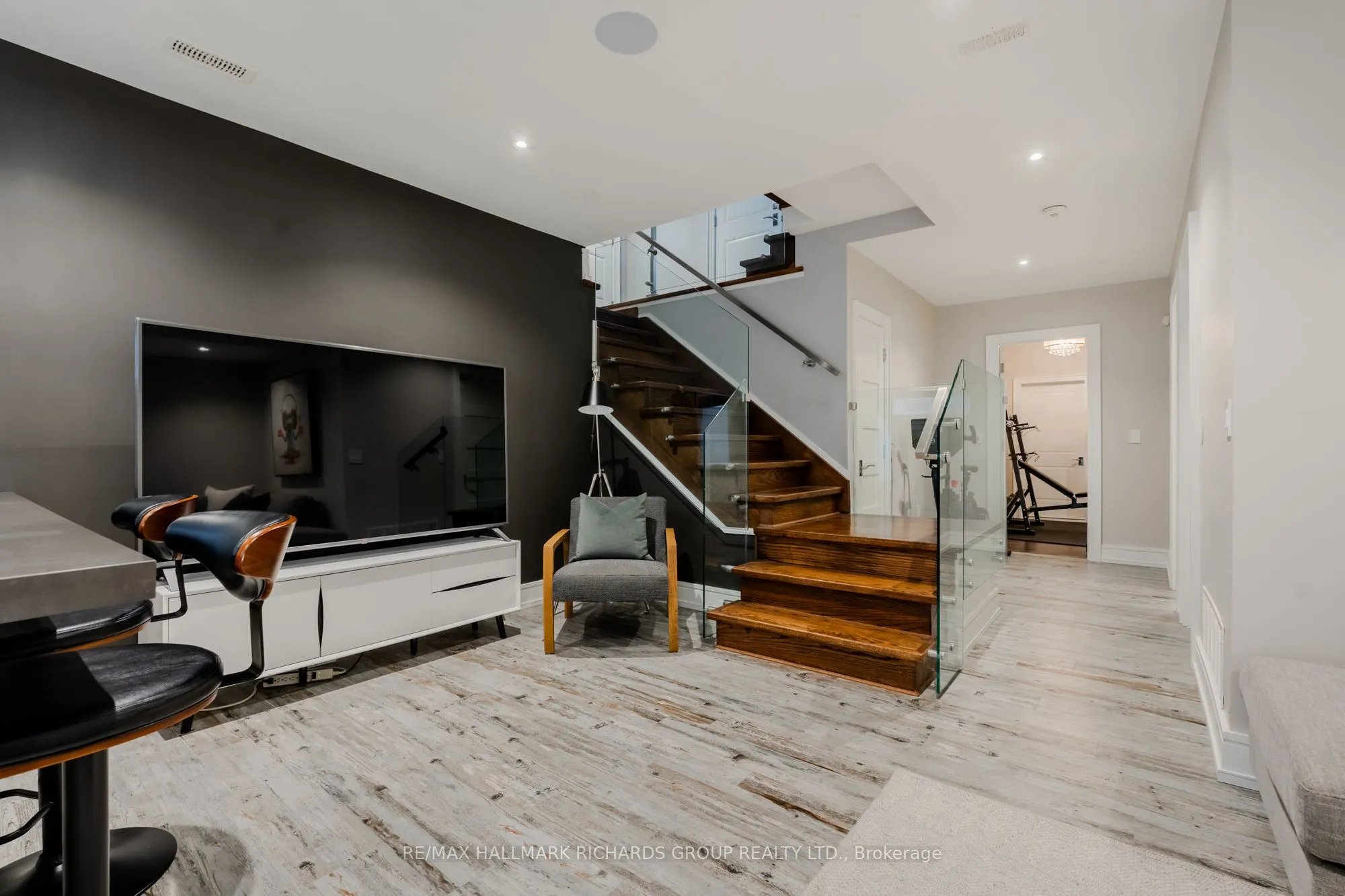 77 Randolph Road