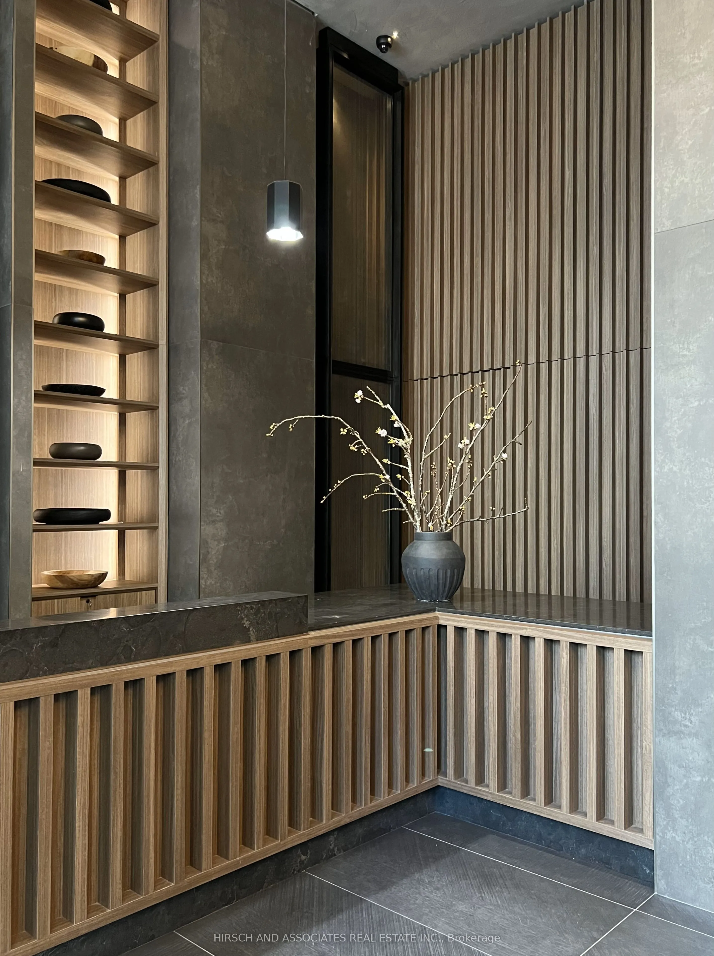 55 Charles Street E, #1008