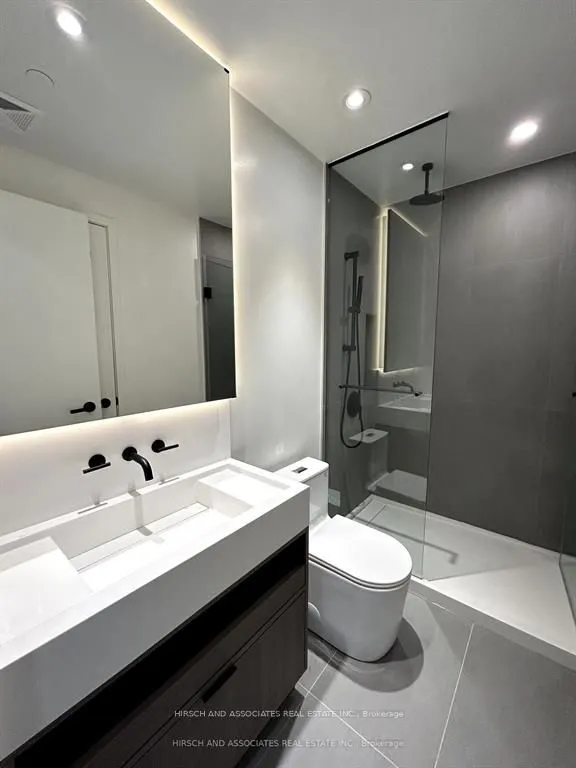 55 Charles Street E, #1008