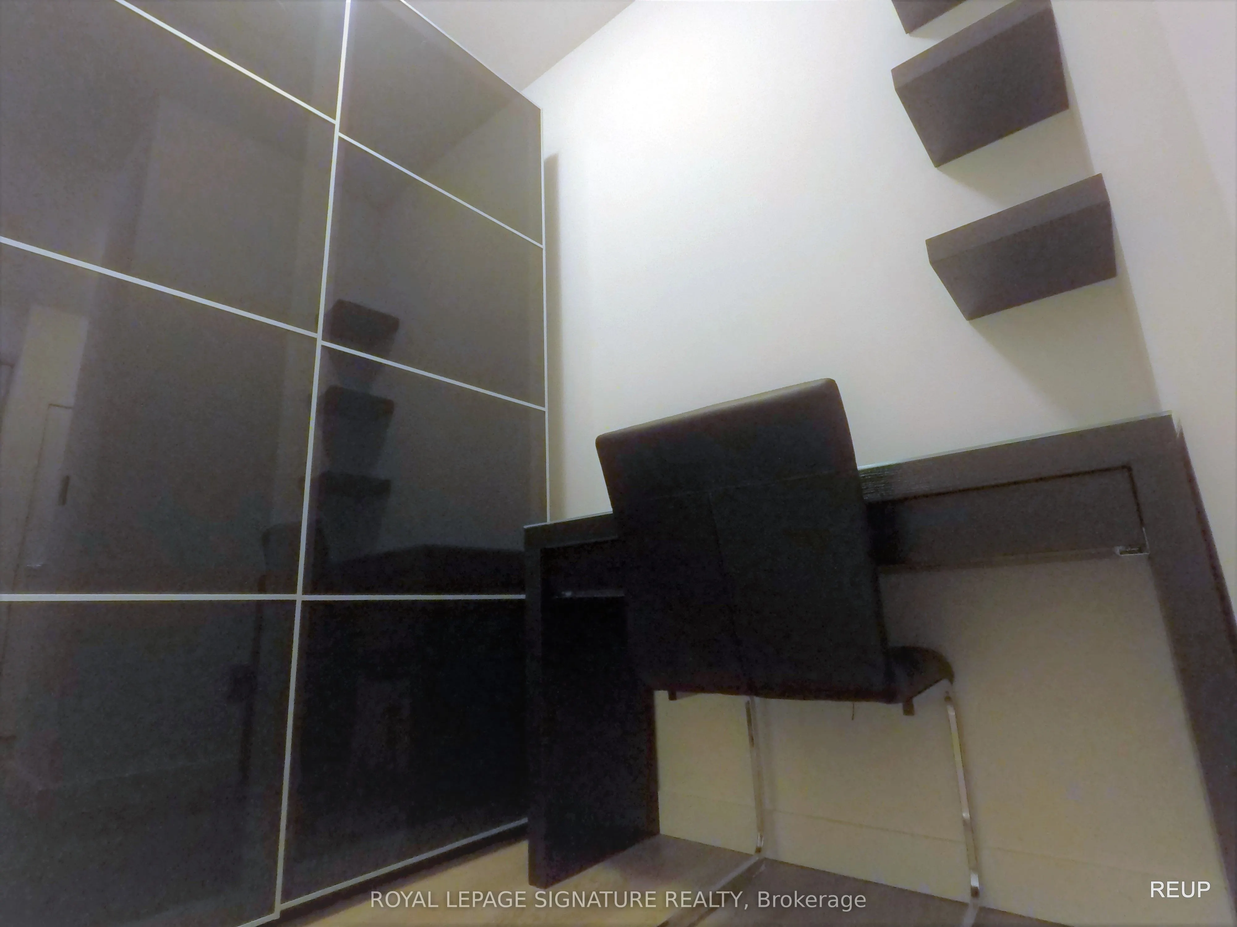 8 Eglinton Avenue E, #2402