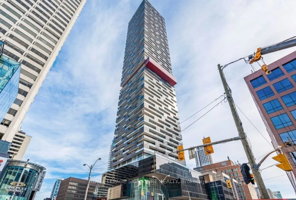 8 Eglinton Avenue E, #2402