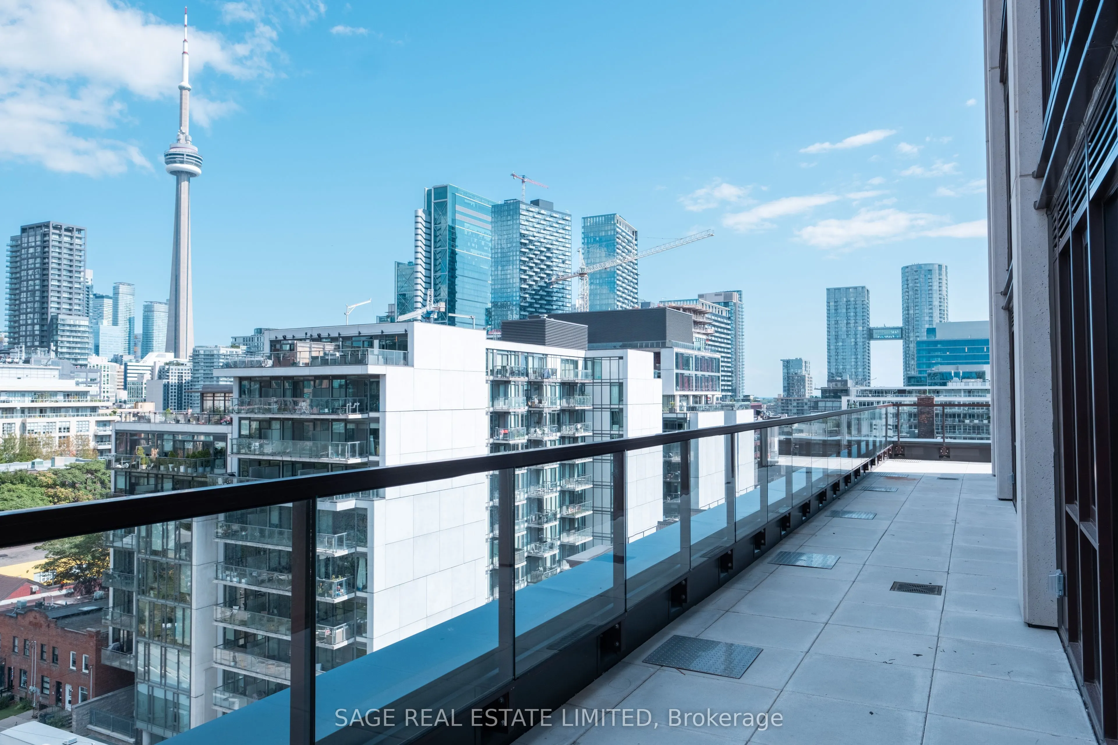 123 Portland Street, #903
