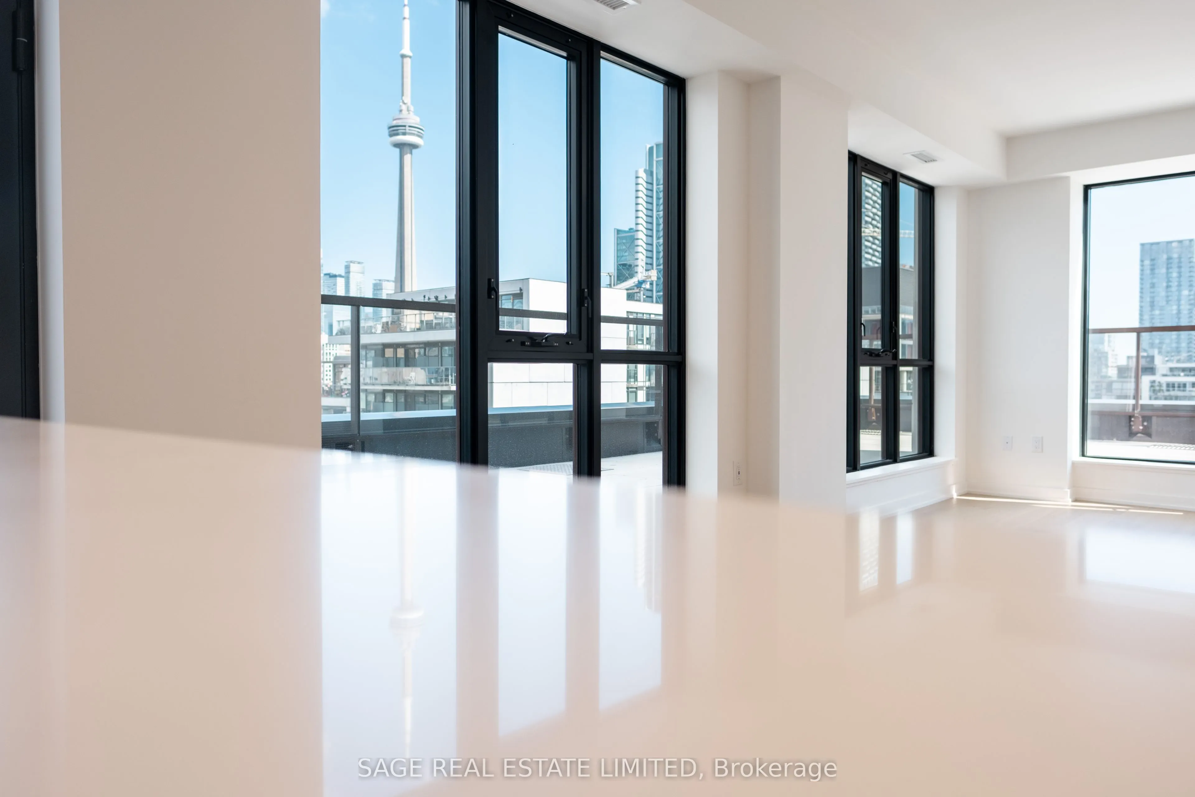 123 Portland Street, #903