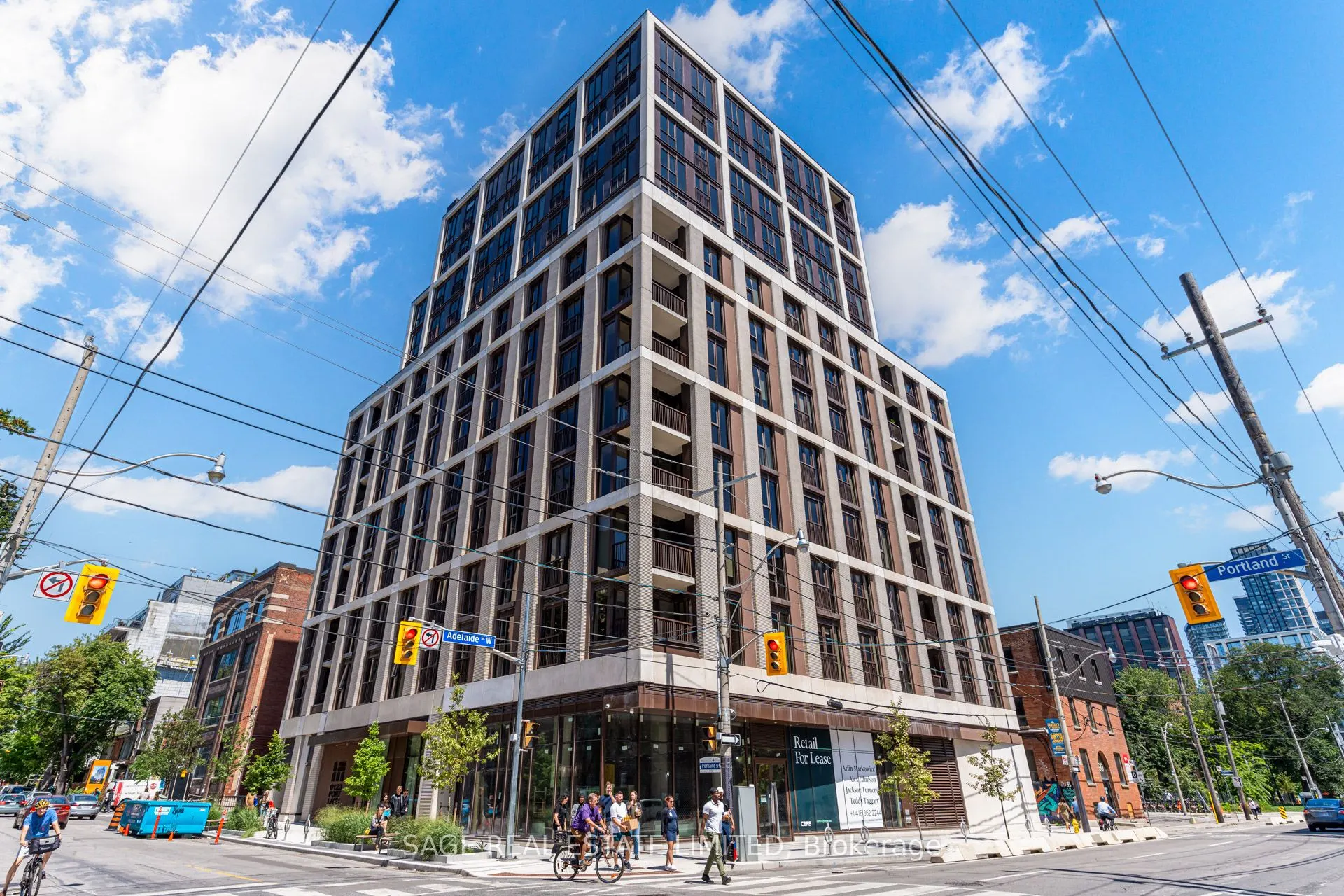 123 Portland Street, #903