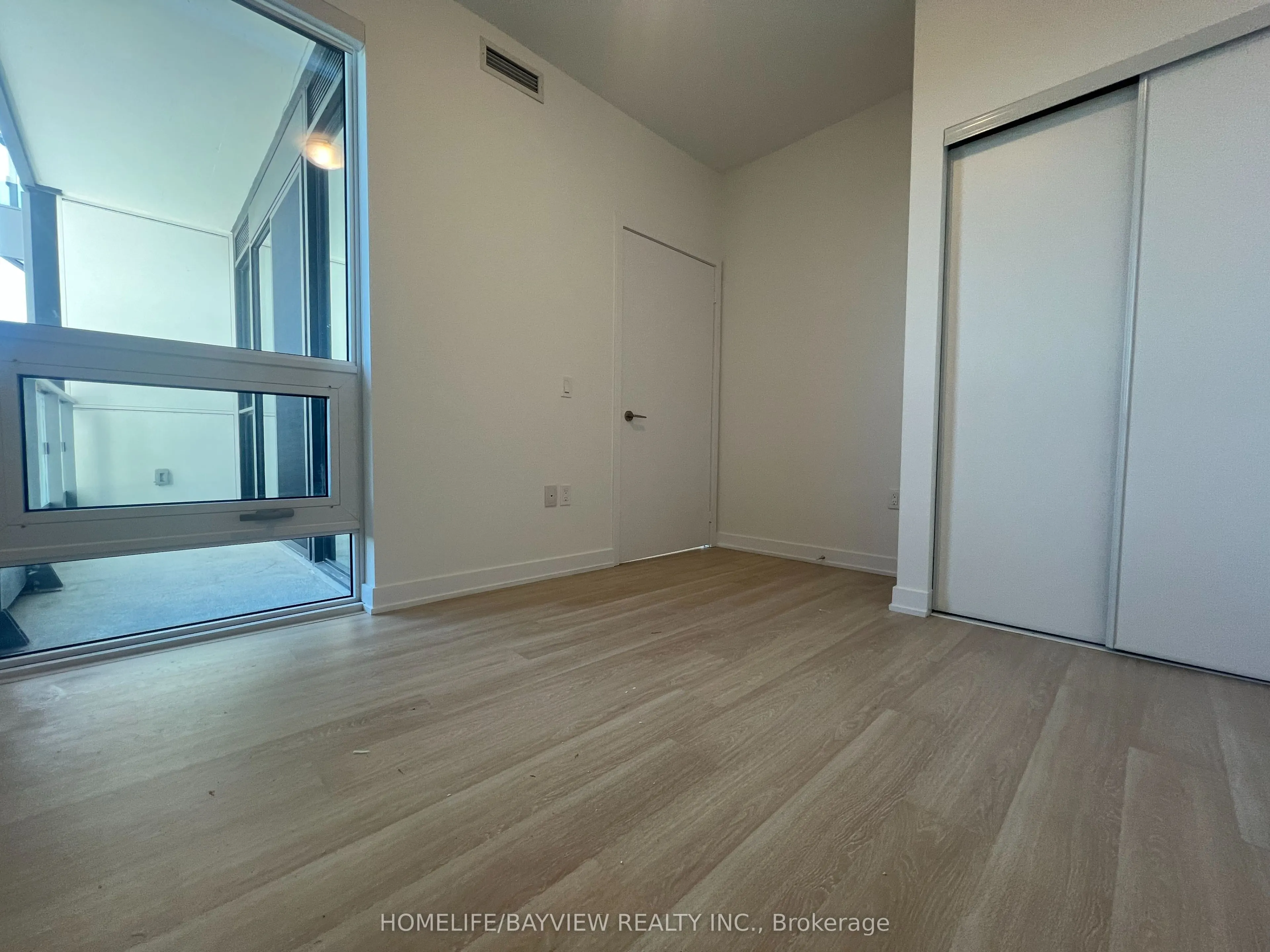 15 Richardson Street, #1810