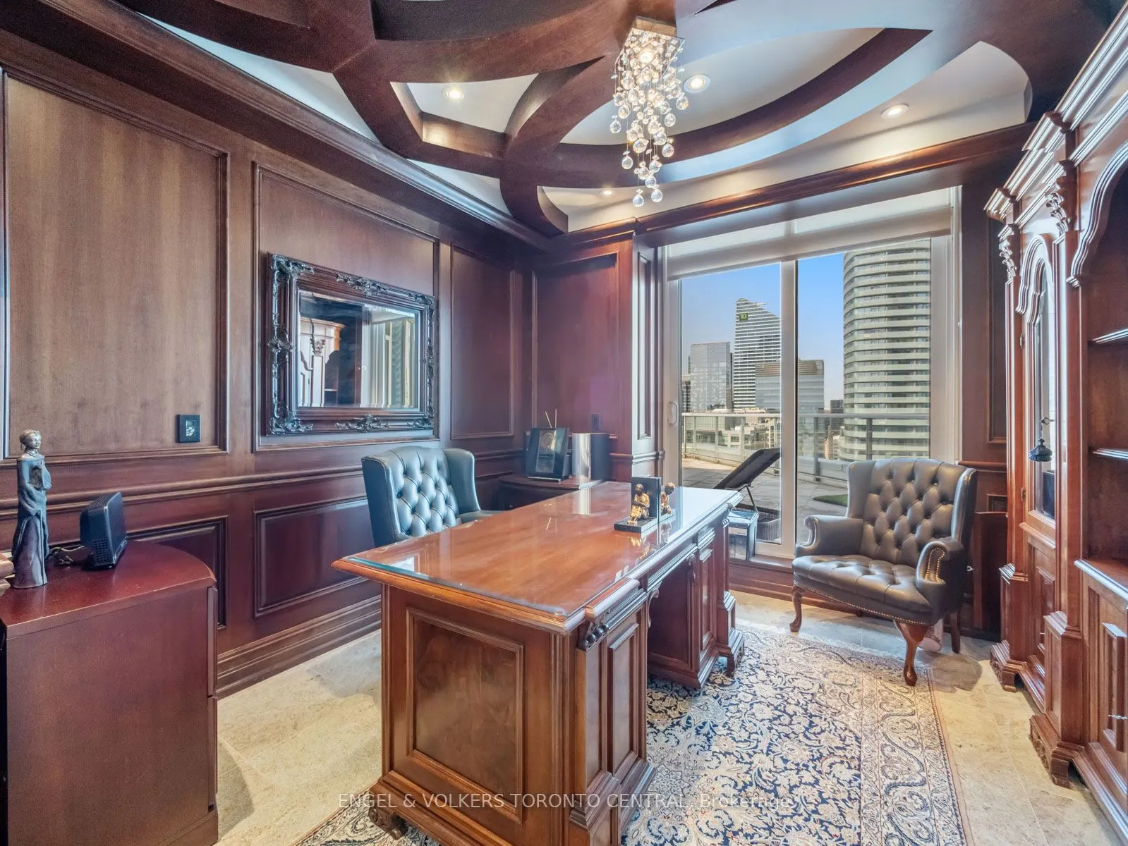 208 Queens Quay W, #Lph4