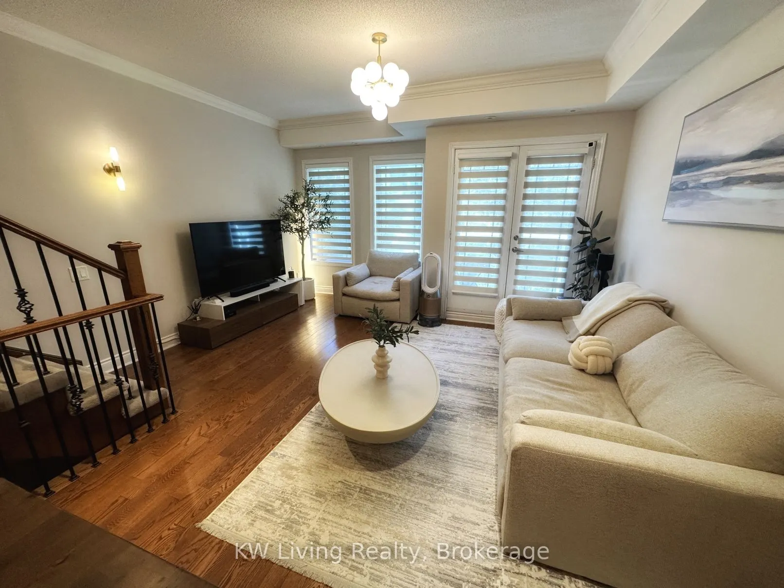 70 Byng Avenue, #15
