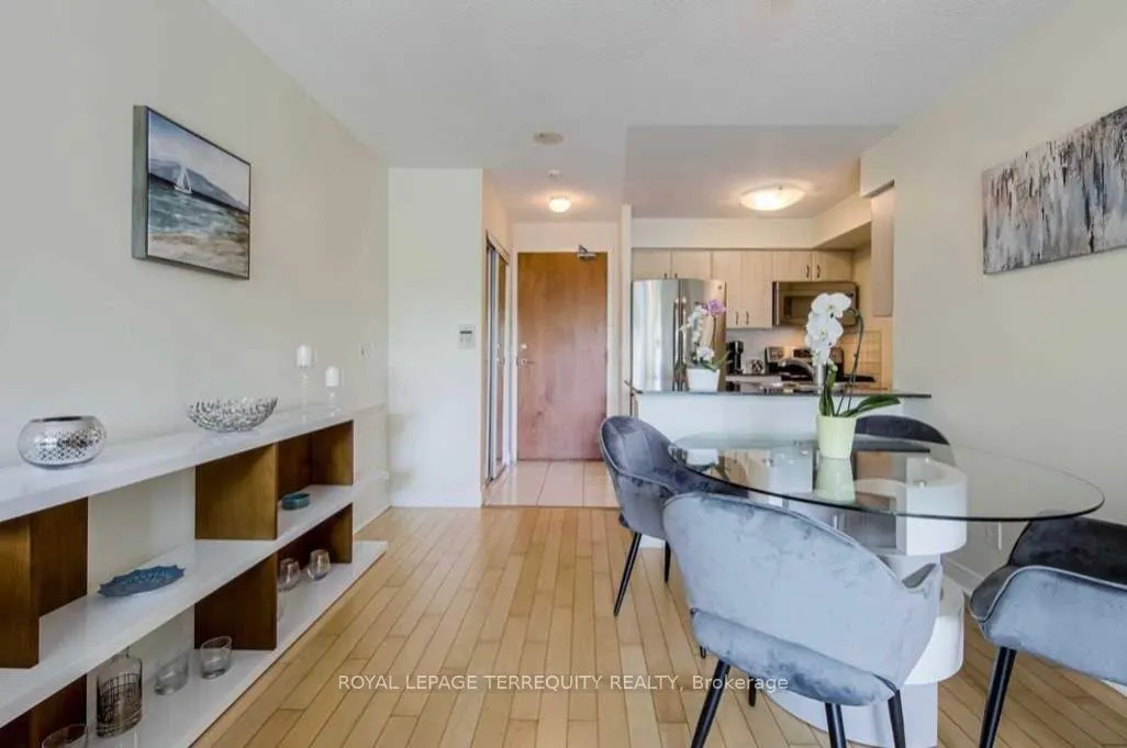 31 Bales Avenue, #311
