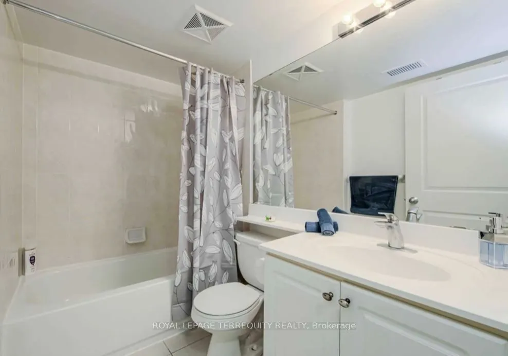 31 Bales Avenue, #311