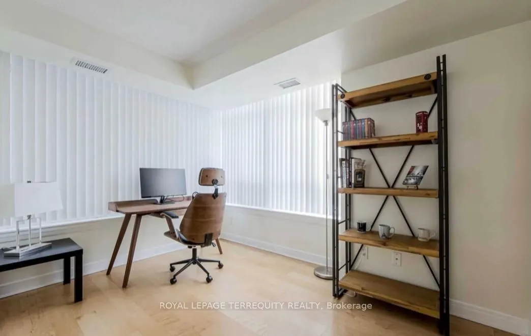 31 Bales Avenue, #311