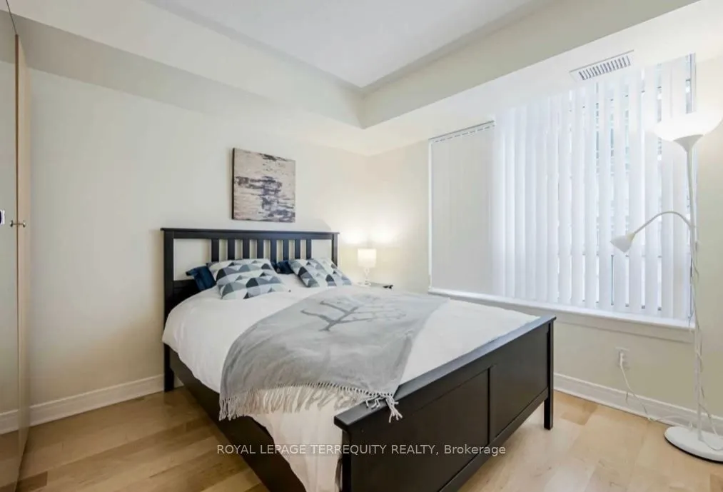 31 Bales Avenue, #311