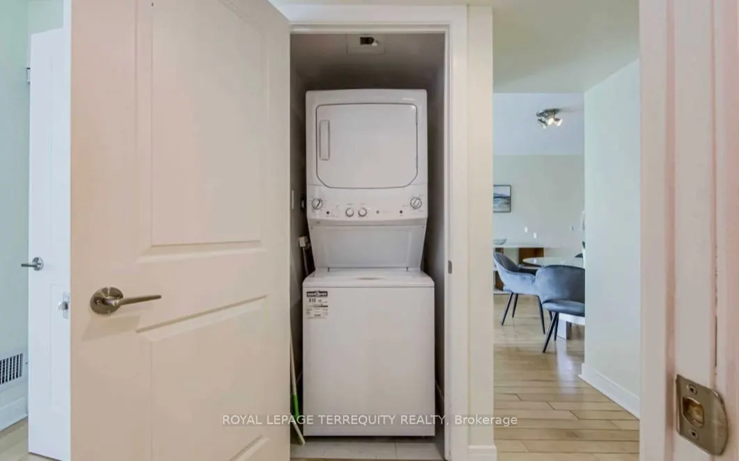 31 Bales Avenue, #311