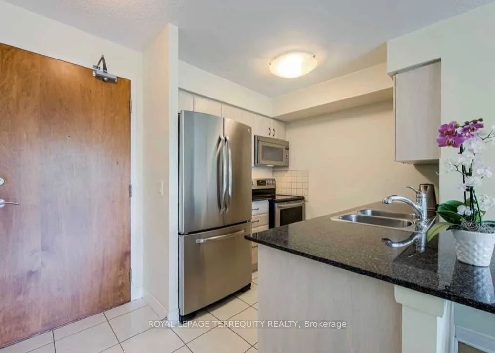 31 Bales Avenue, #311