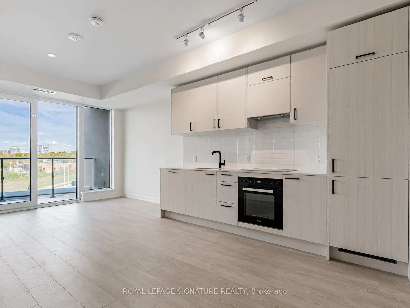 1 Kyle Lowry Road, #513
