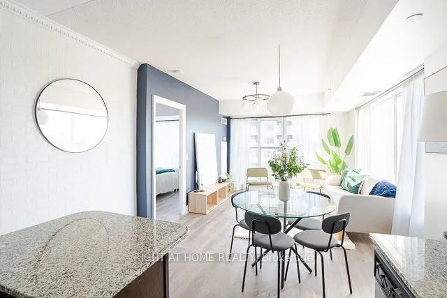 701 Sheppard Avenue W, #512