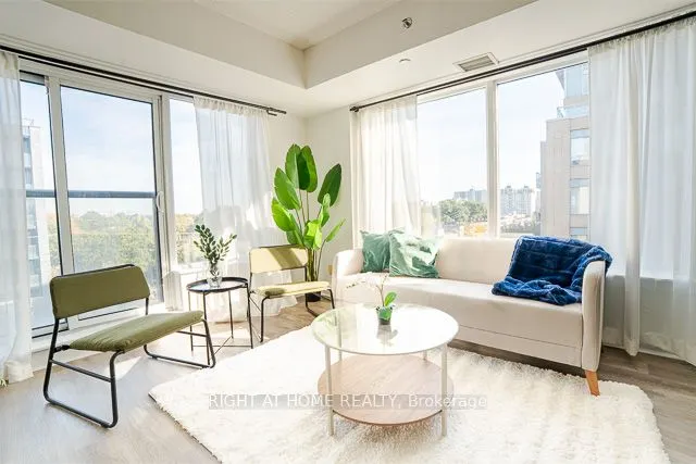 701 Sheppard Avenue W, #512