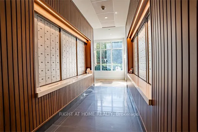 701 Sheppard Avenue W, #512