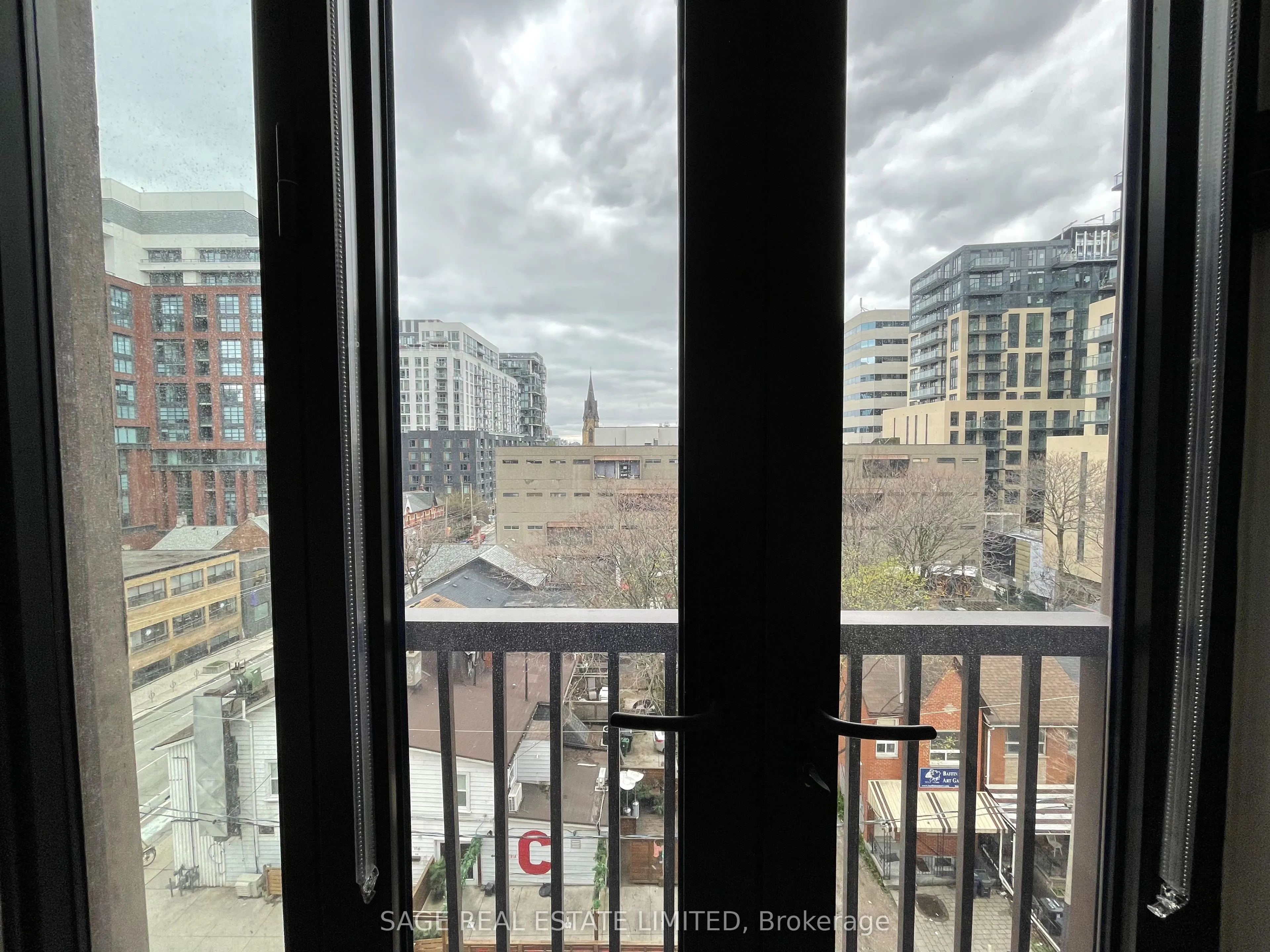 123 Portland Street, #601
