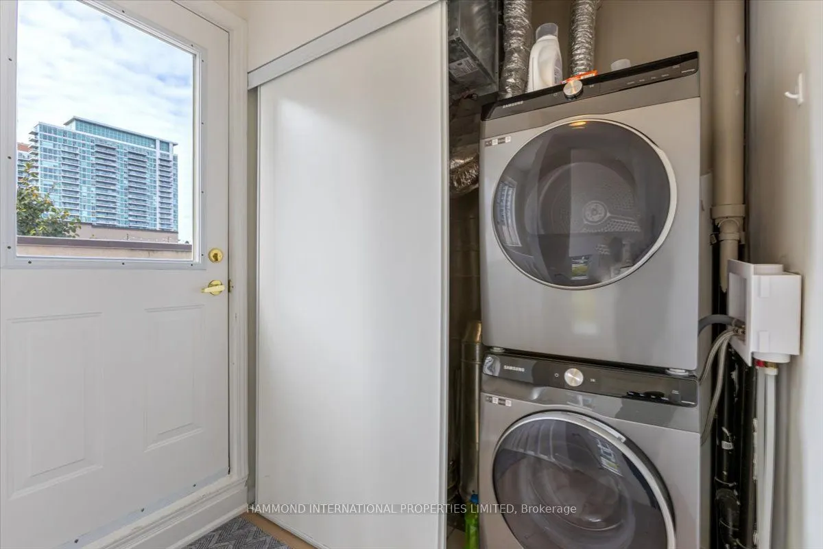 22 Western Battery Road, #111