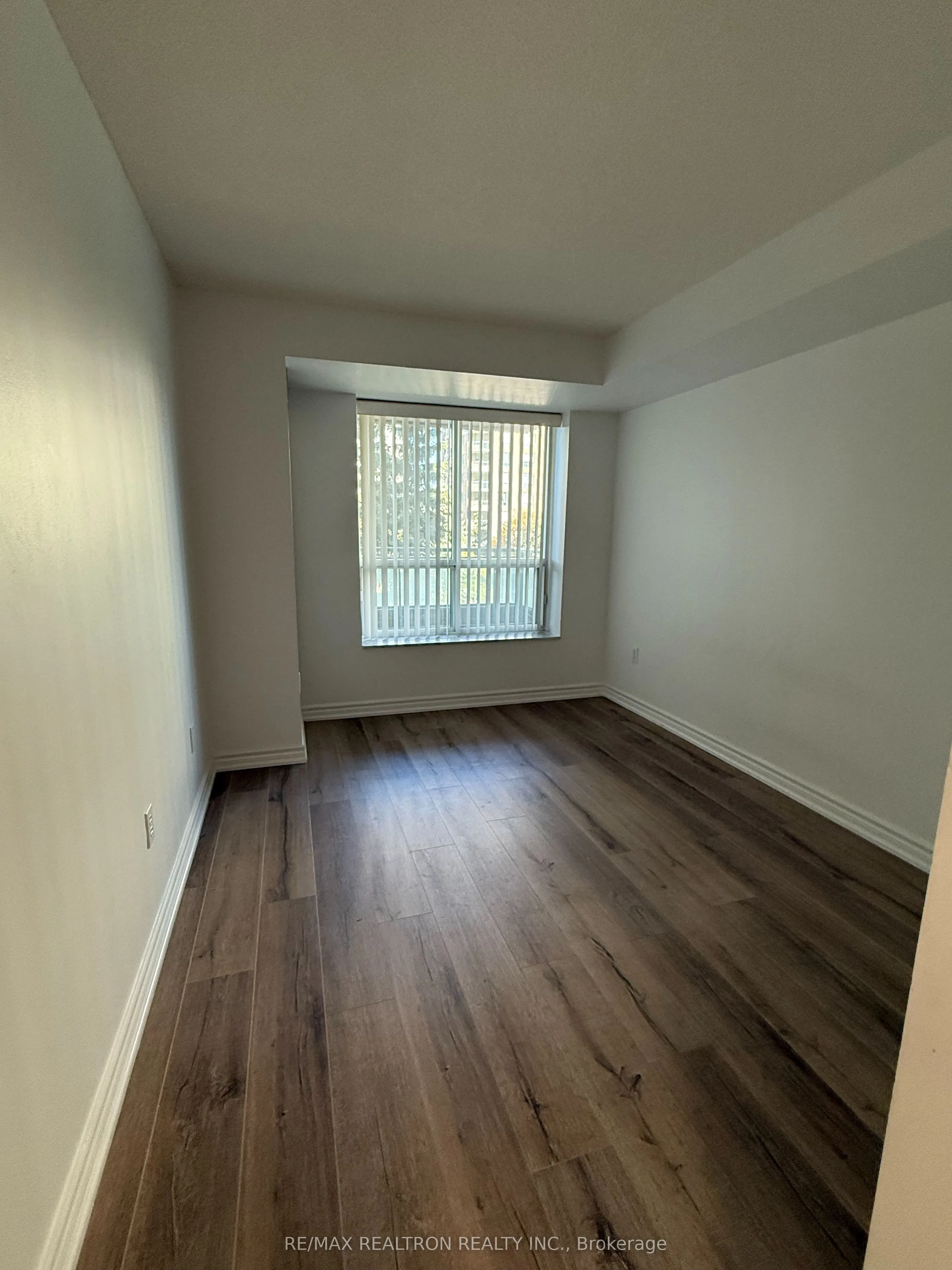 3 Pemberton Avenue, #306