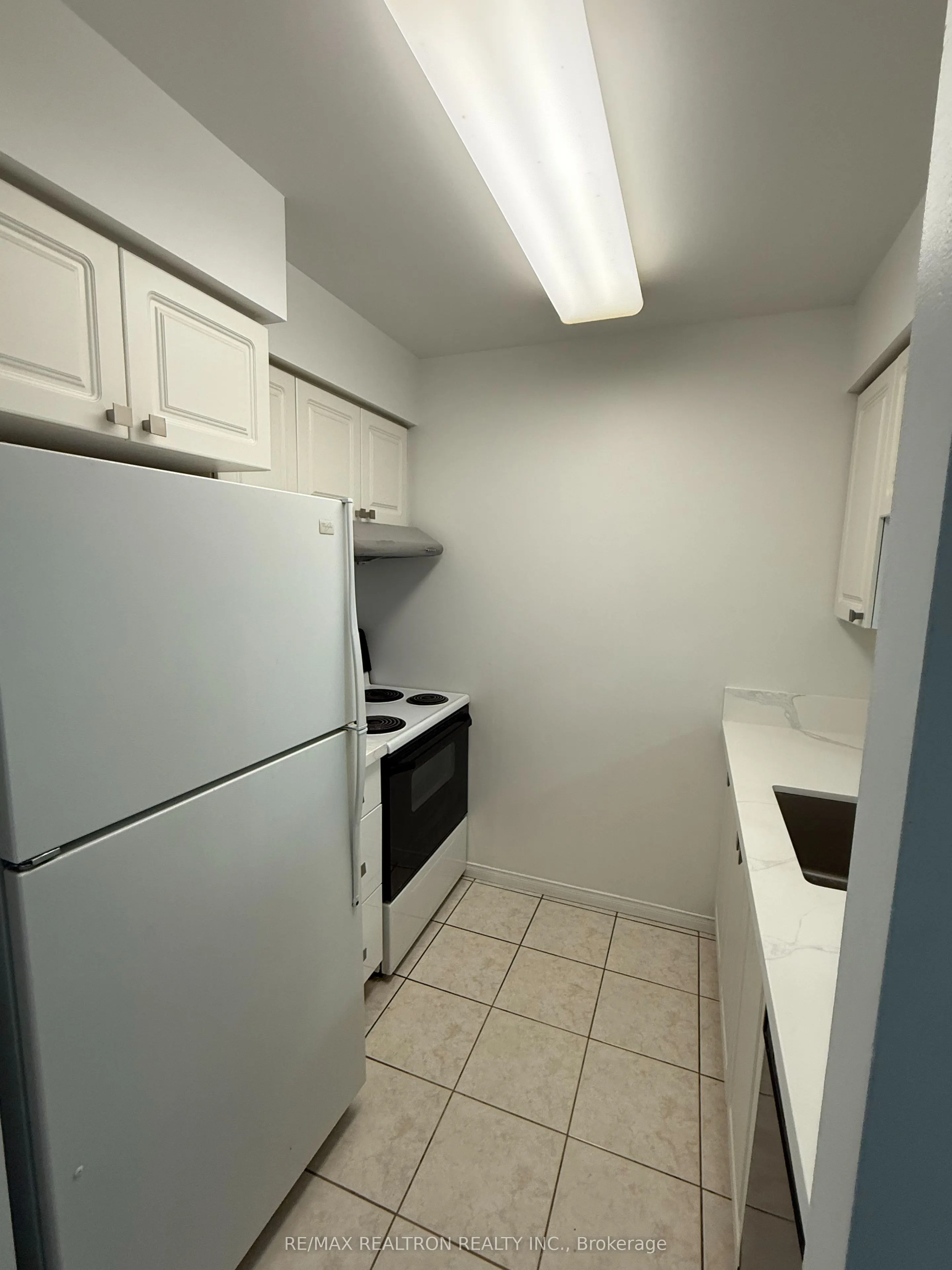 3 Pemberton Avenue, #306