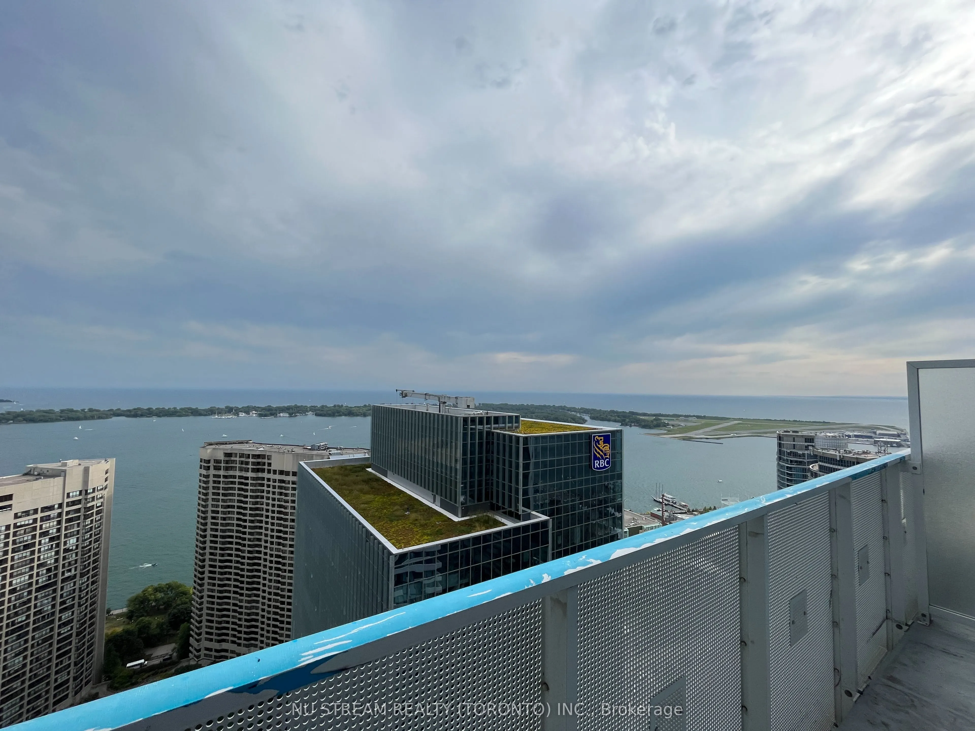 88 Harbour Street, #4709