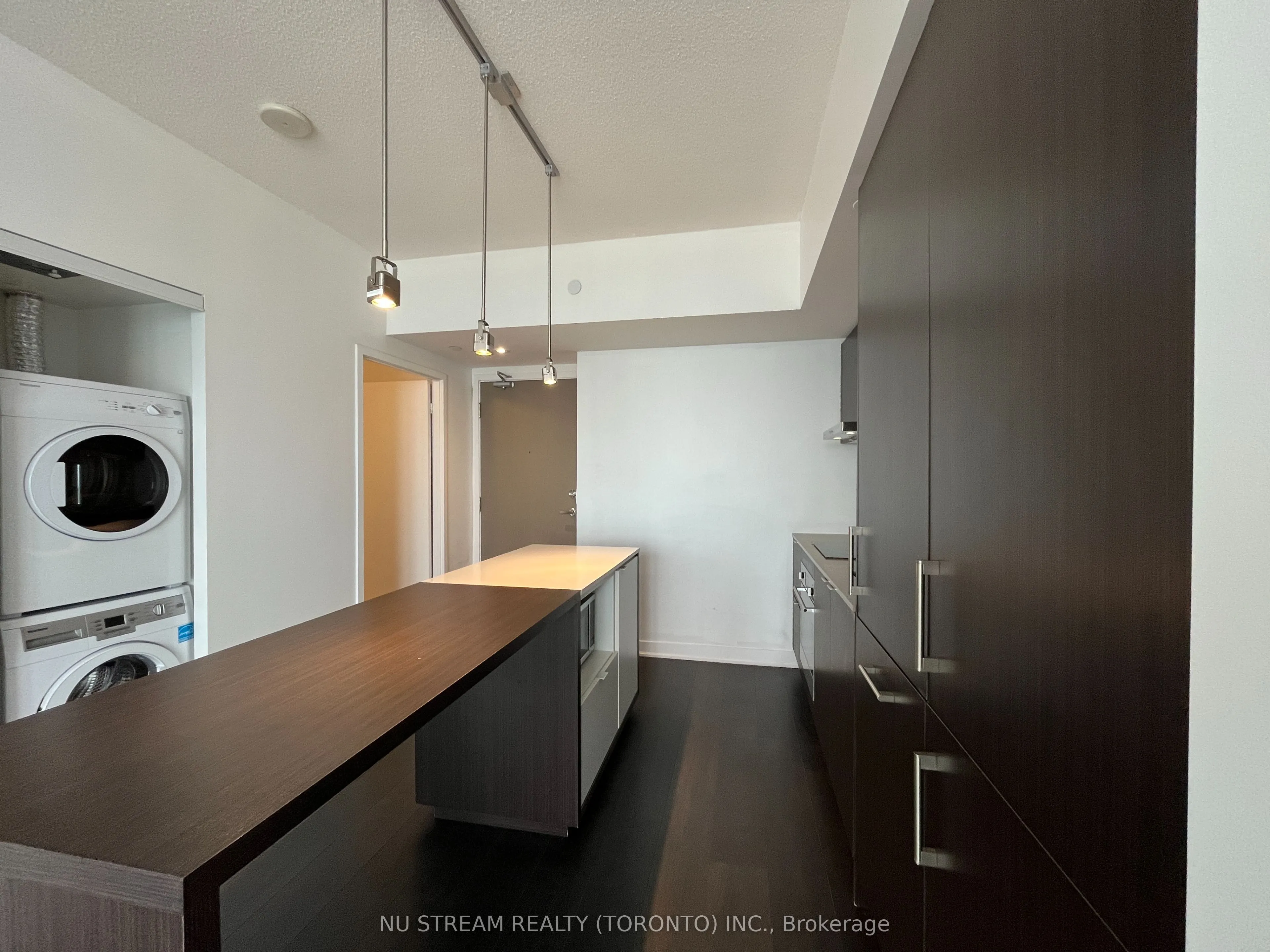 88 Harbour Street, #4709