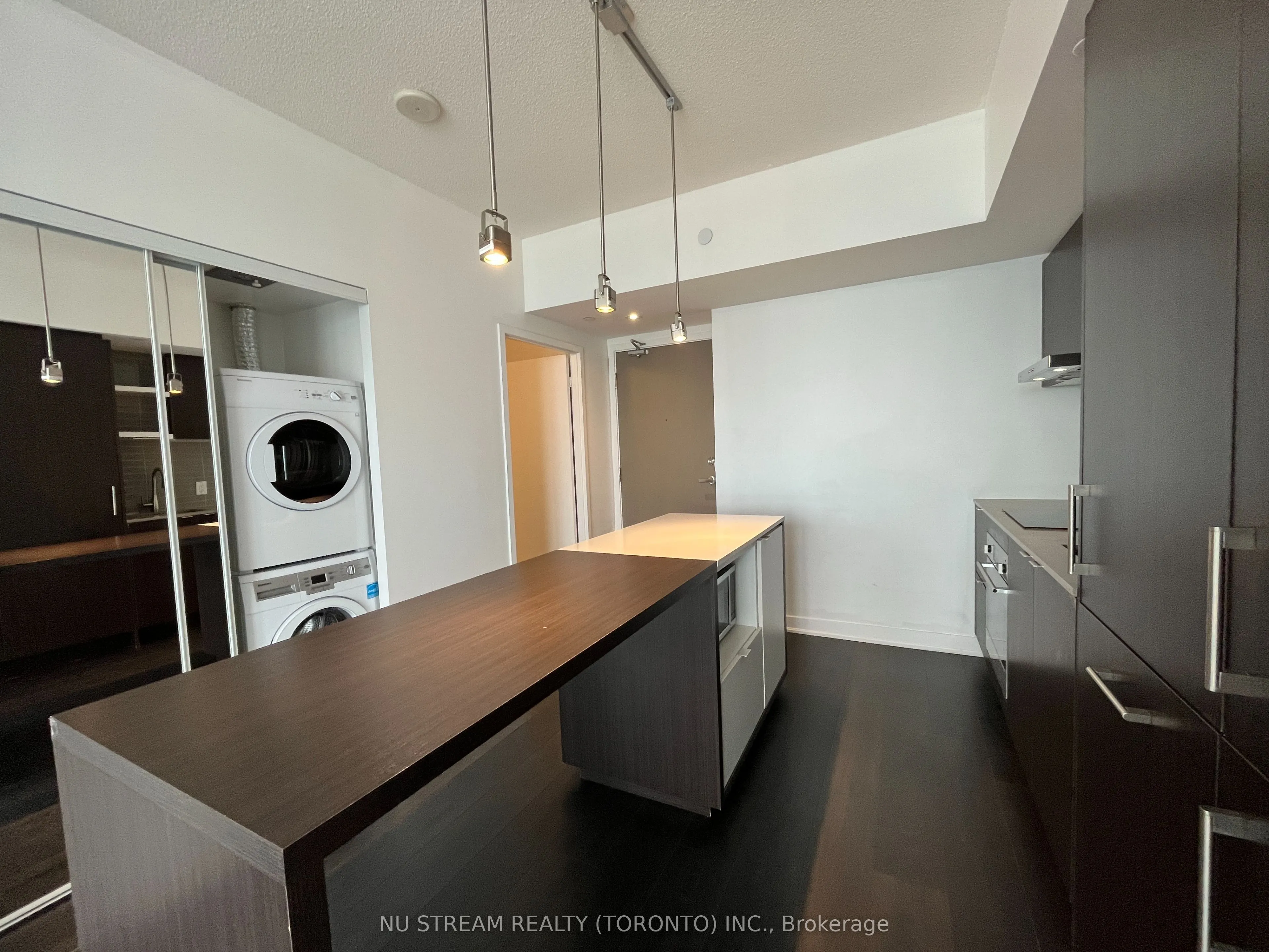 88 Harbour Street, #4709