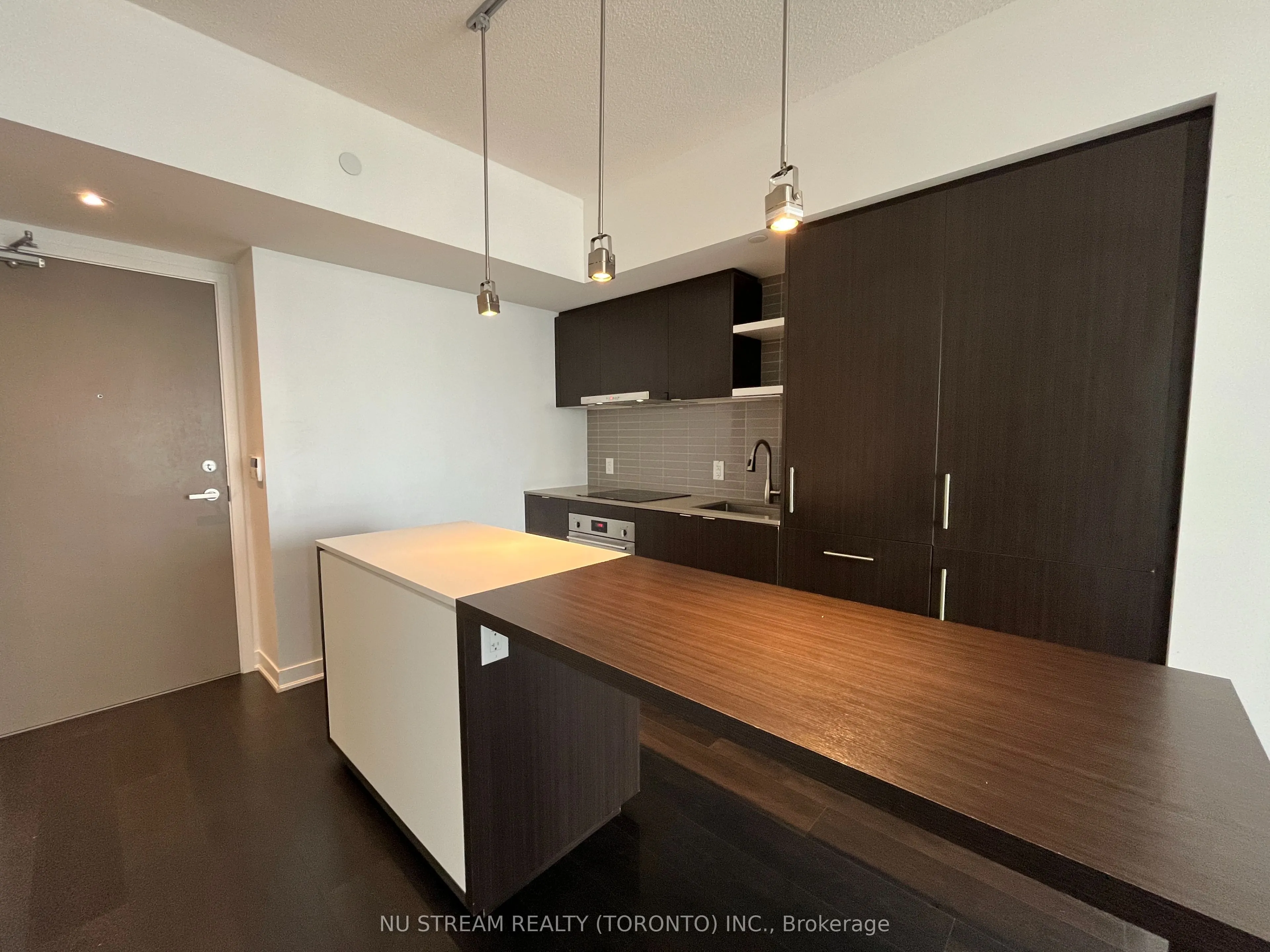 88 Harbour Street, #4709