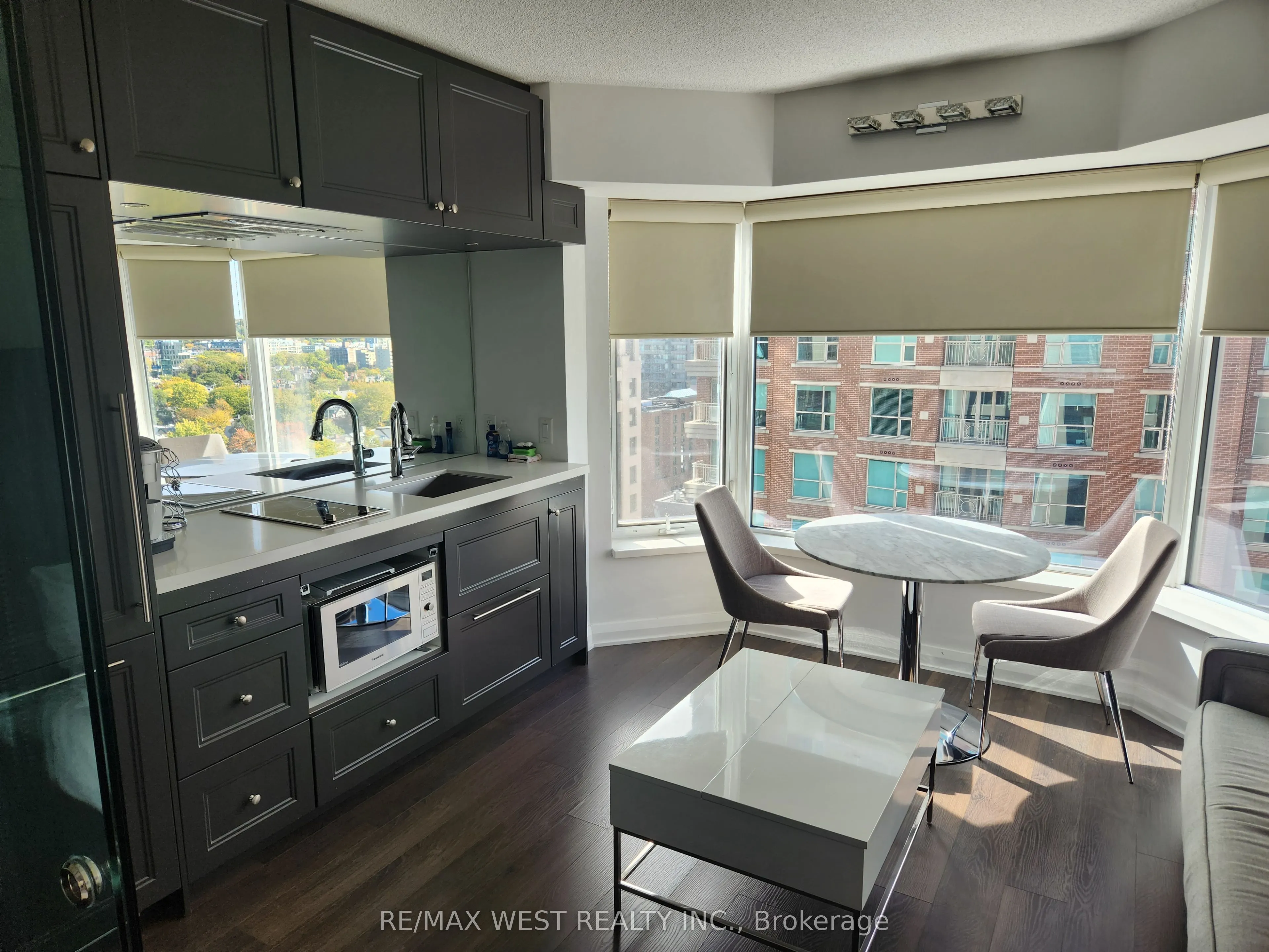 155 Yorkville Avenue, #1616