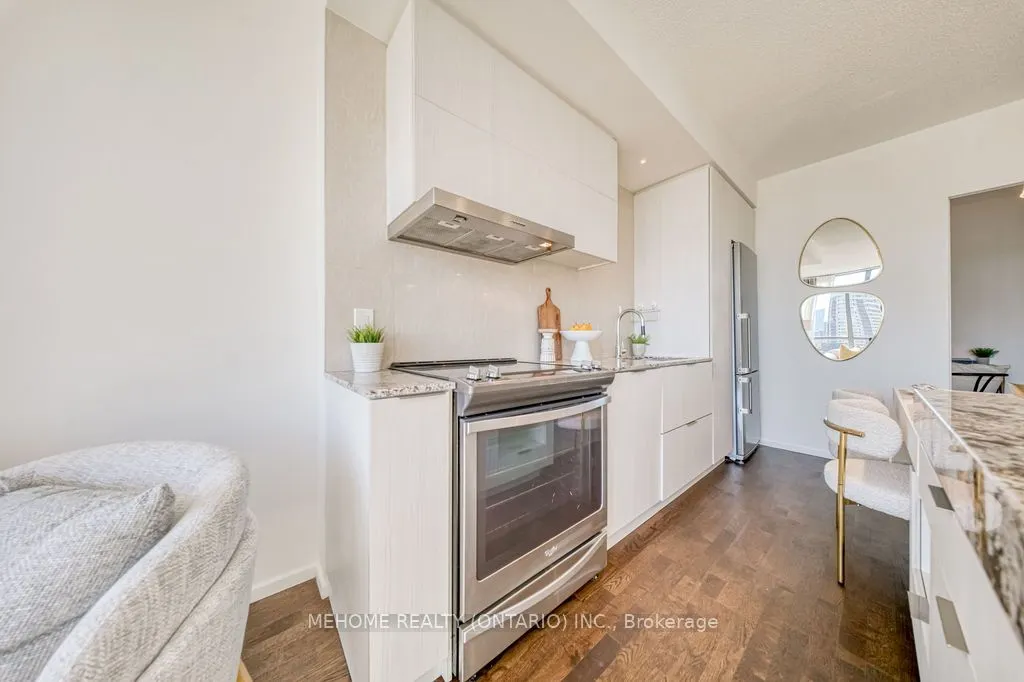 101 Charles Street E, #1103