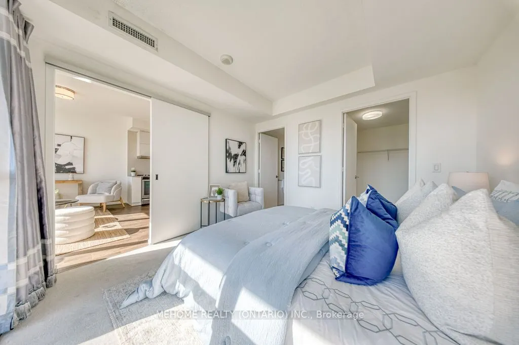 101 Charles Street E, #1103