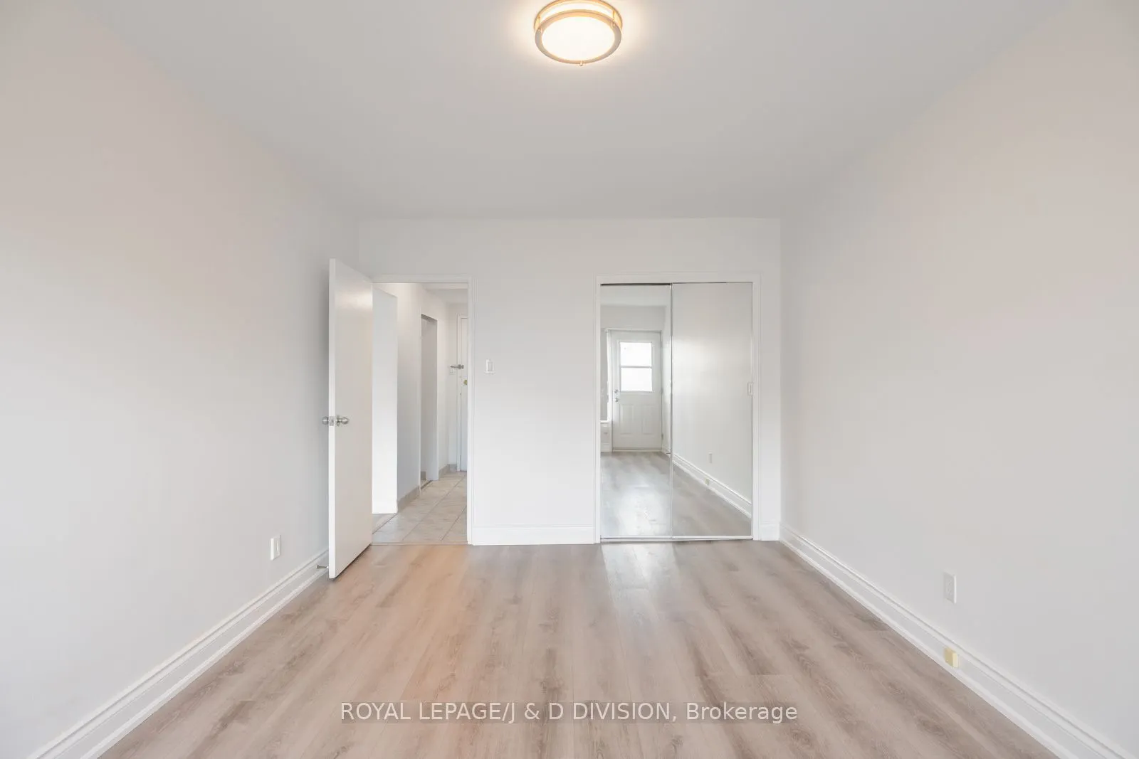 494 Avenue Road, #107