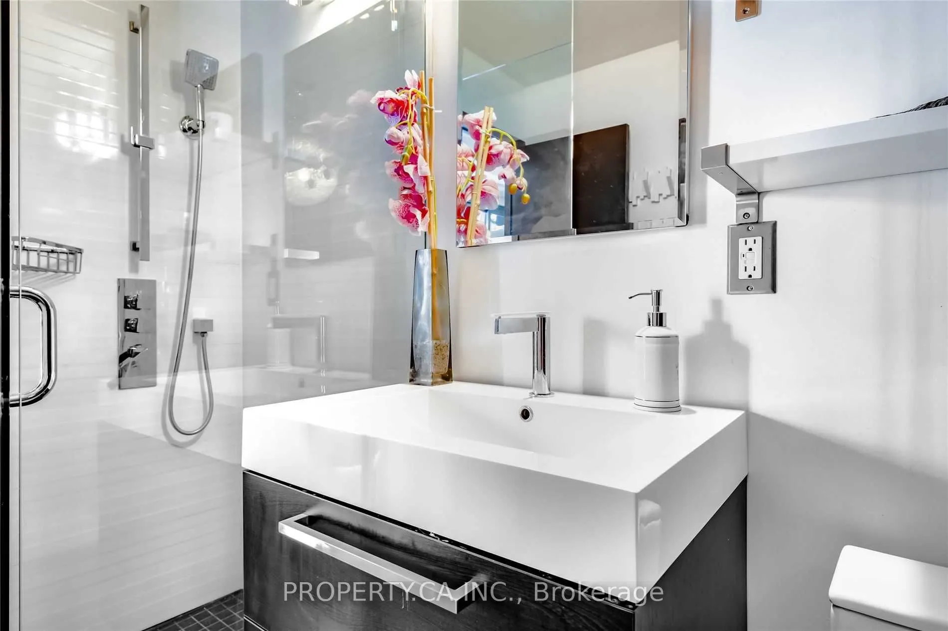 10 Yonge Street, #3604