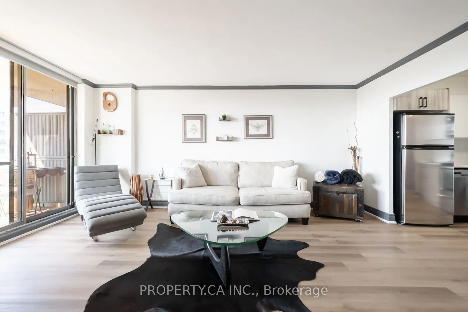 5949 Yonge Street, #806