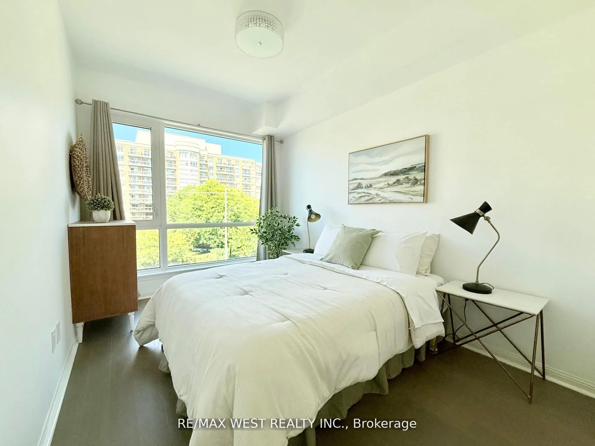 639 Lawrence Avenue W, #310