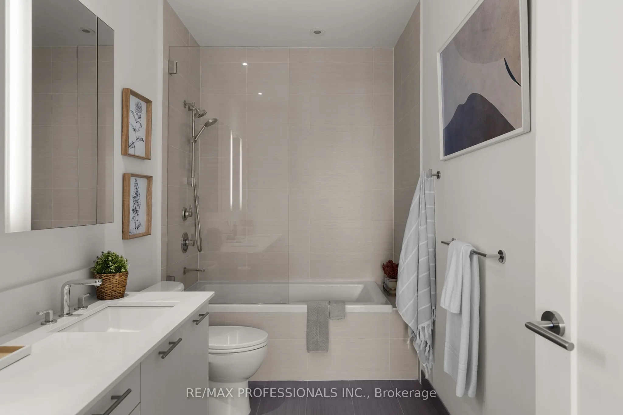 10 York Street, #6312