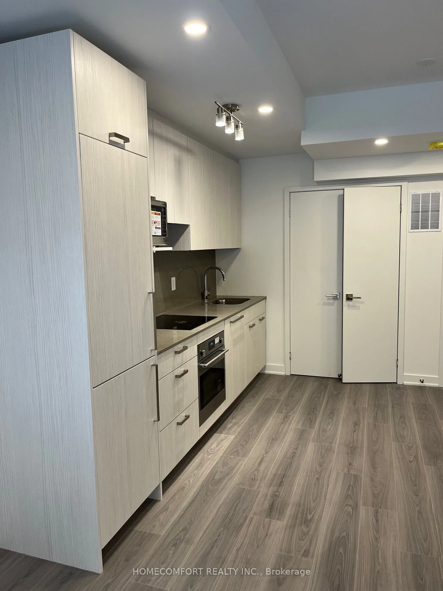 71 Curlew Drive, #77