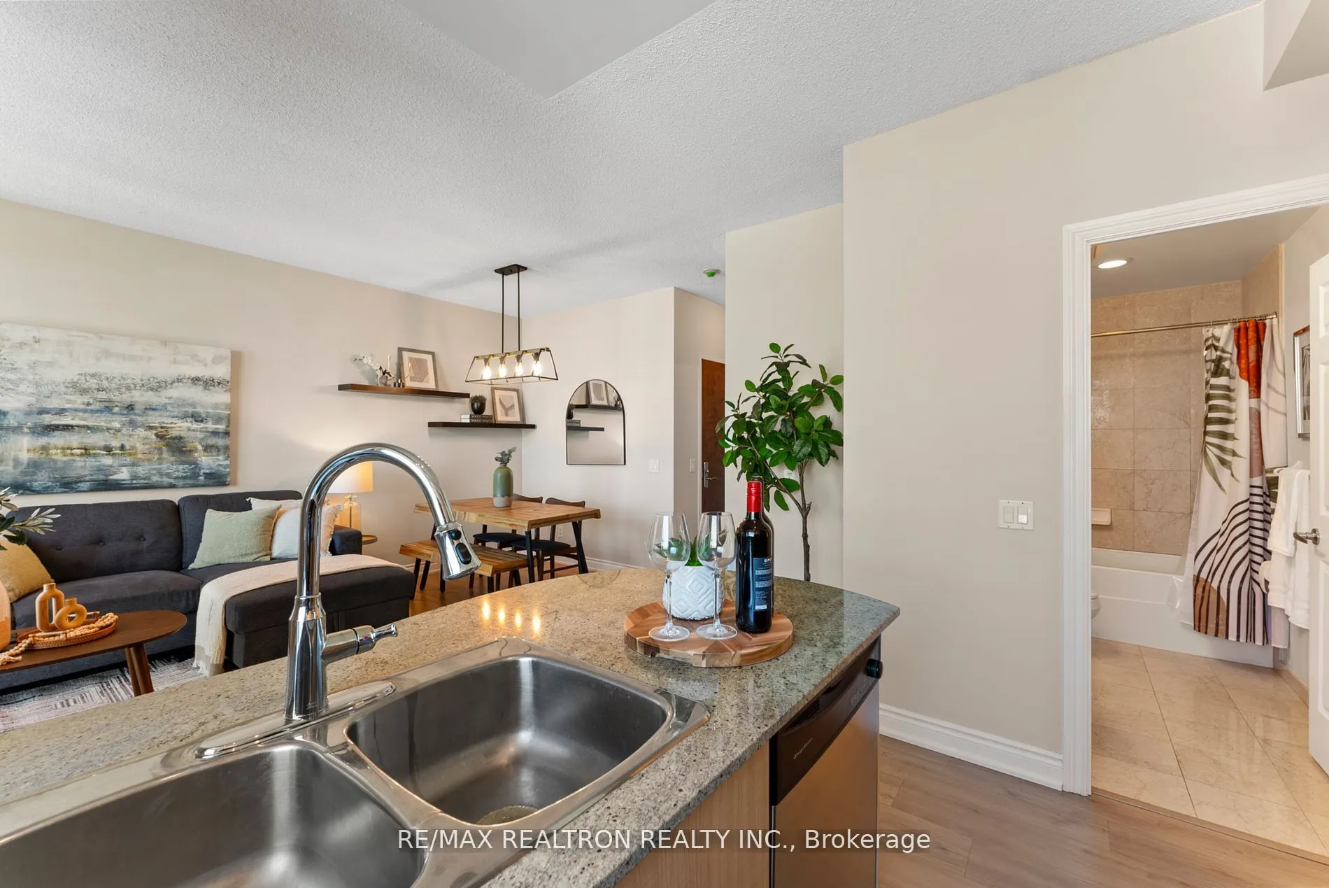 763 Bay Street, #4609