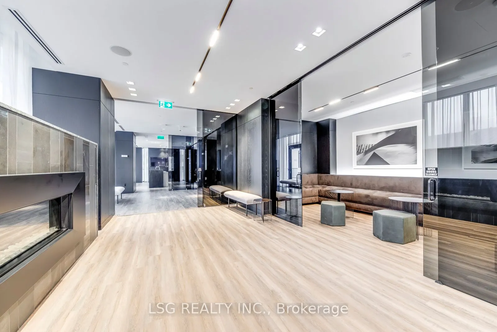 8 Eglinton Avenue E, #5205
