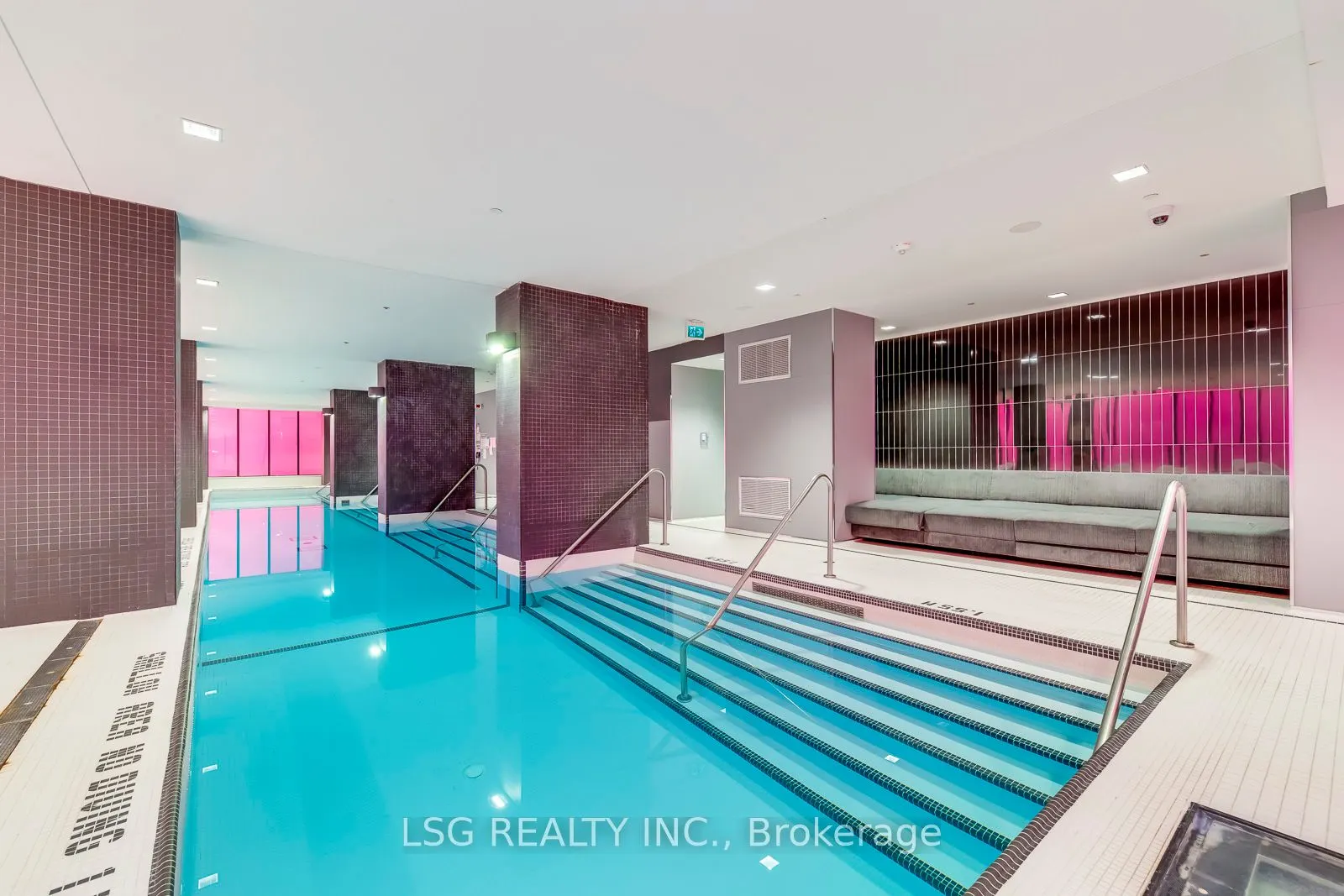 8 Eglinton Avenue E, #5205